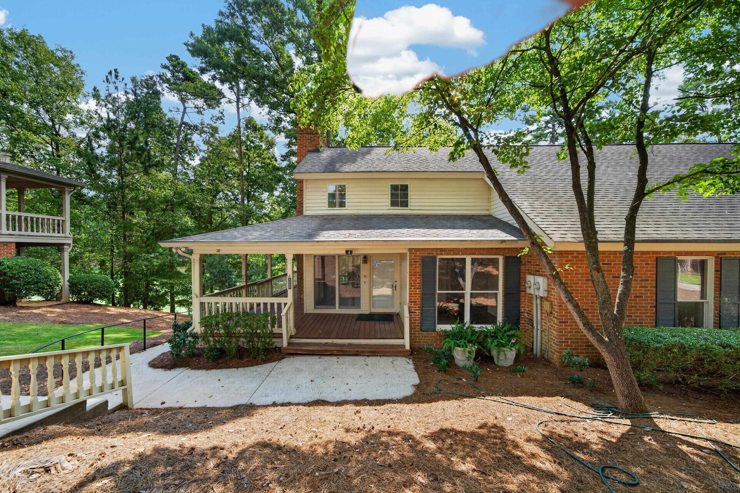 1050 Cupp Lane Property Photo 1
