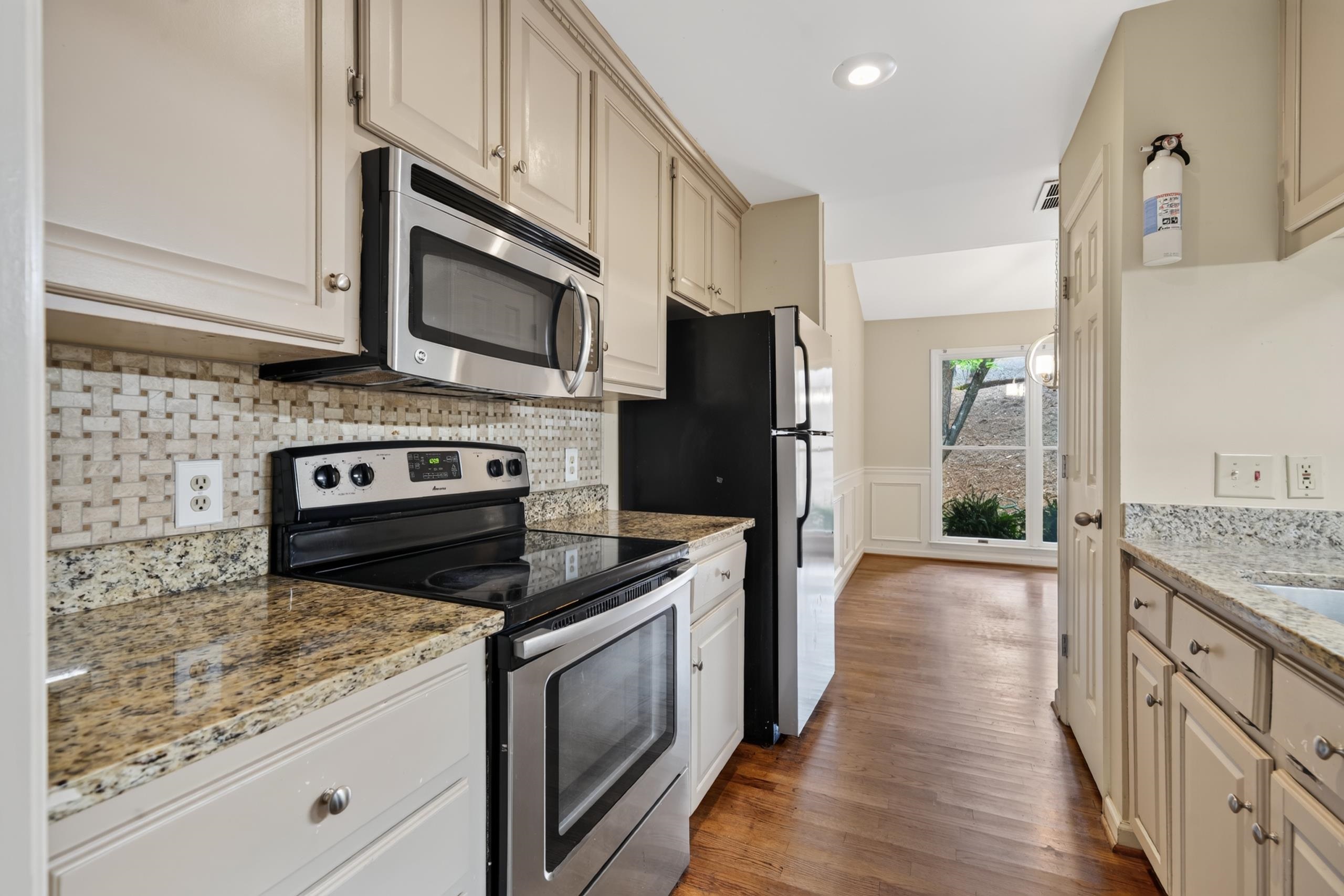 1050 Cupp Lane Property Photo 17