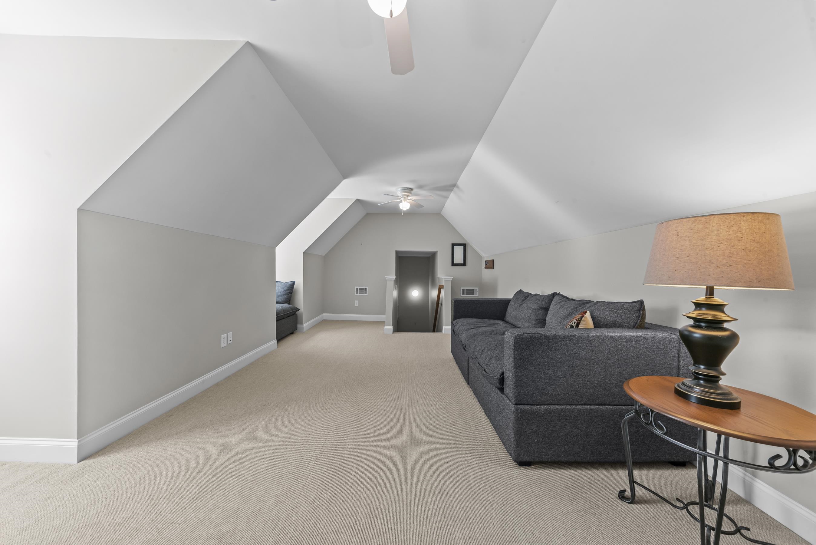 107 Oakton North Property Photo 41