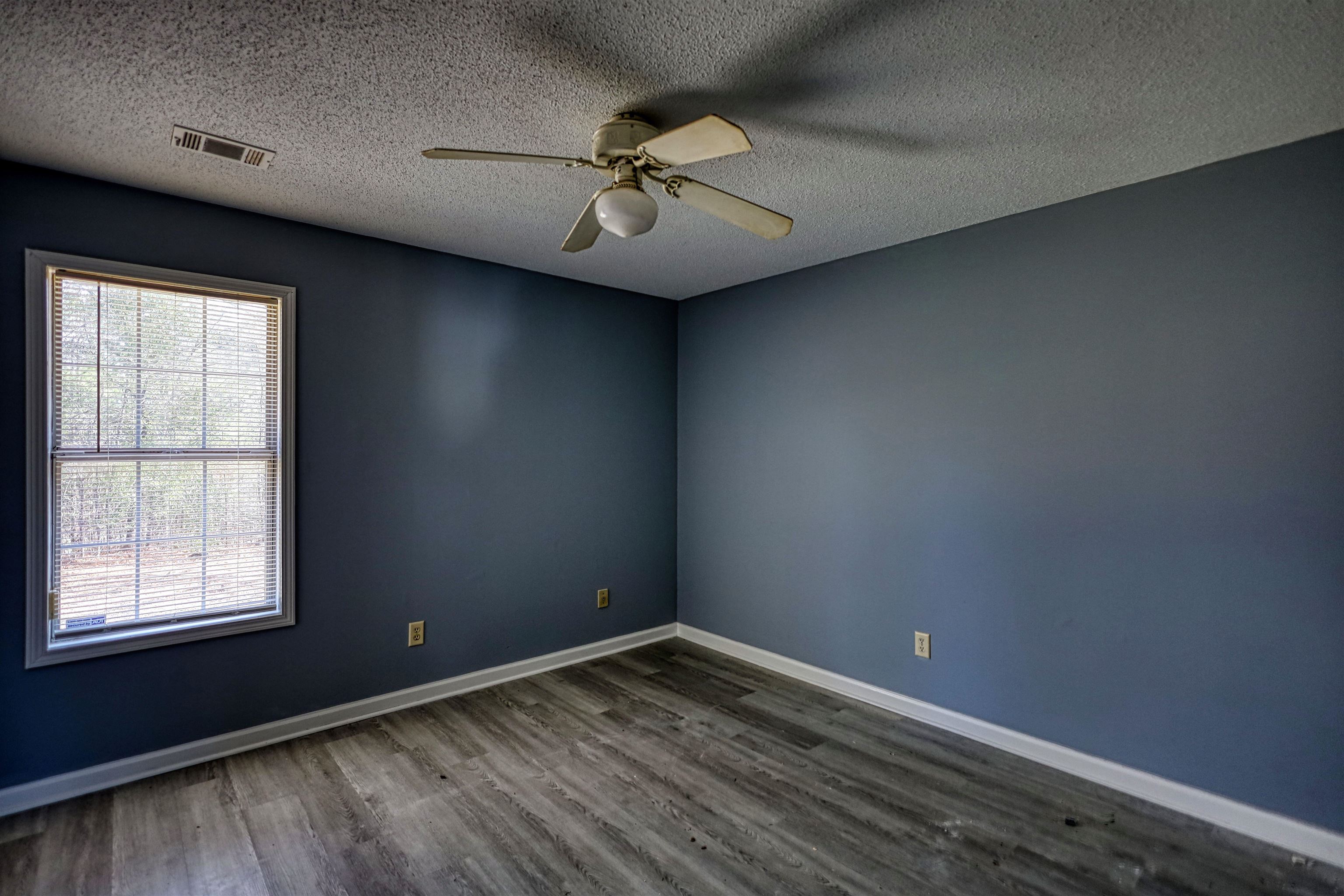 2313 Ne Laura Court Property Photo 15