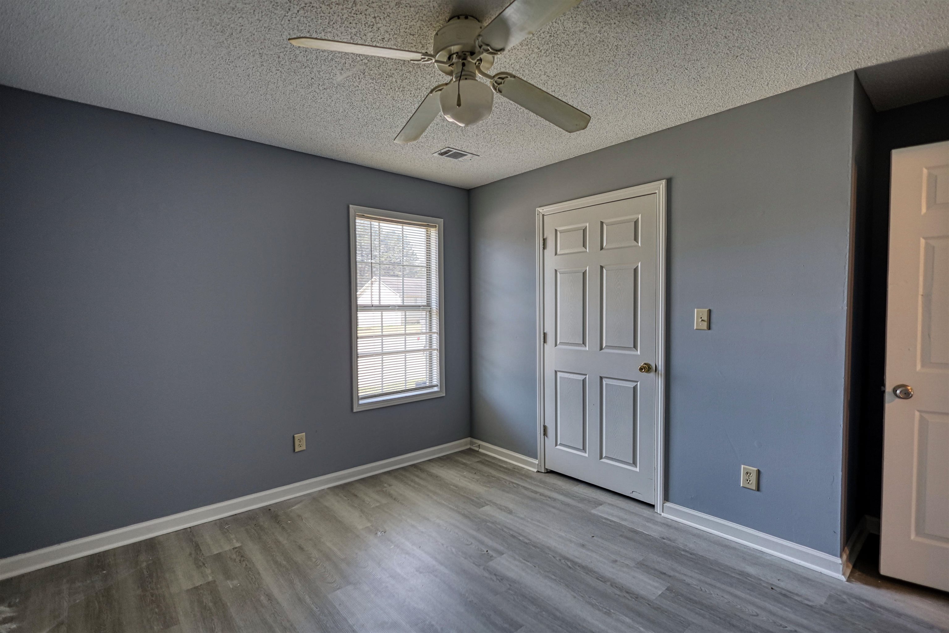 2313 Ne Laura Court Property Photo 19