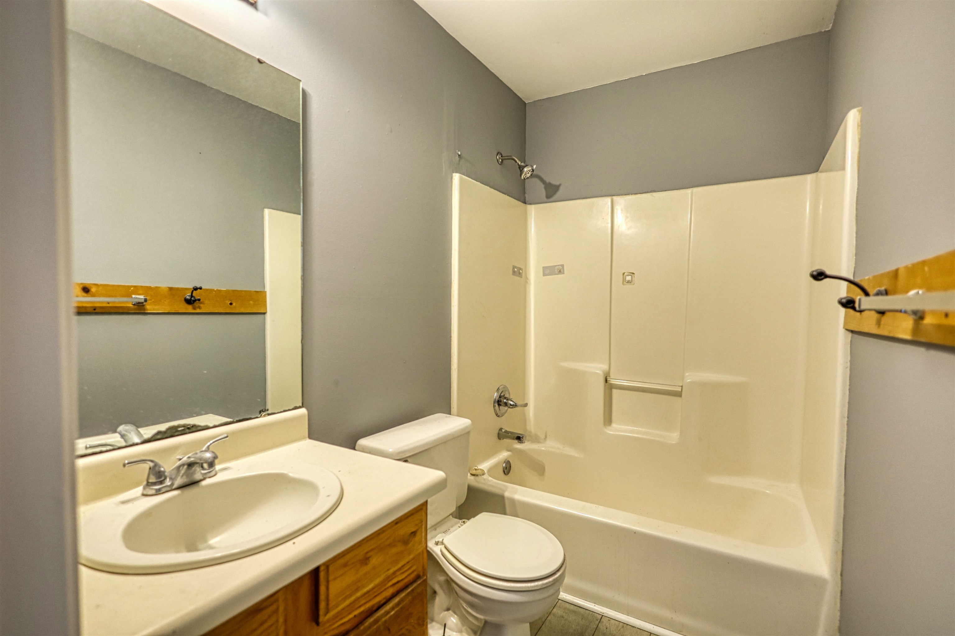 2313 Ne Laura Court Property Photo 20