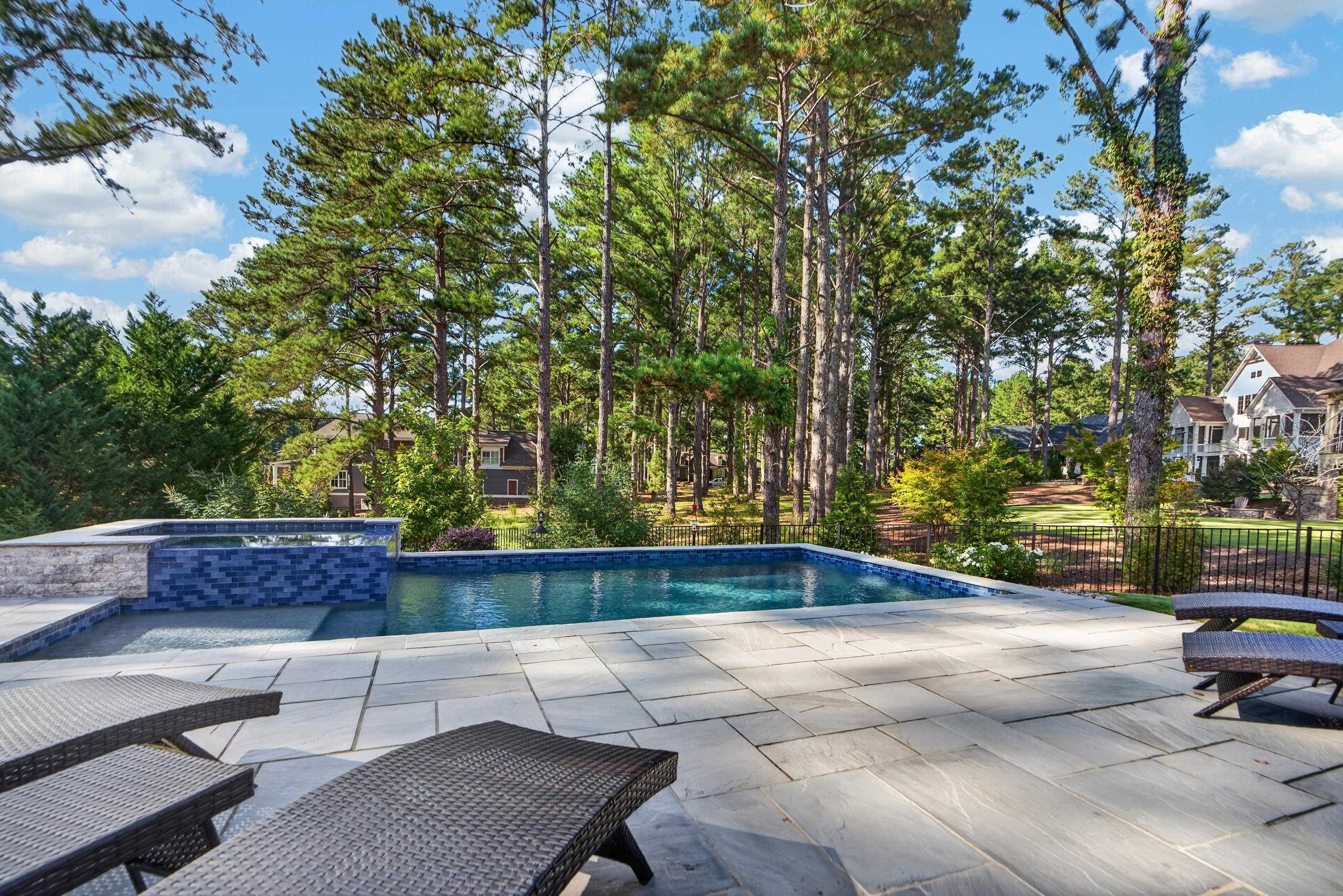 102 Black Hawk Drive Property Photo 15