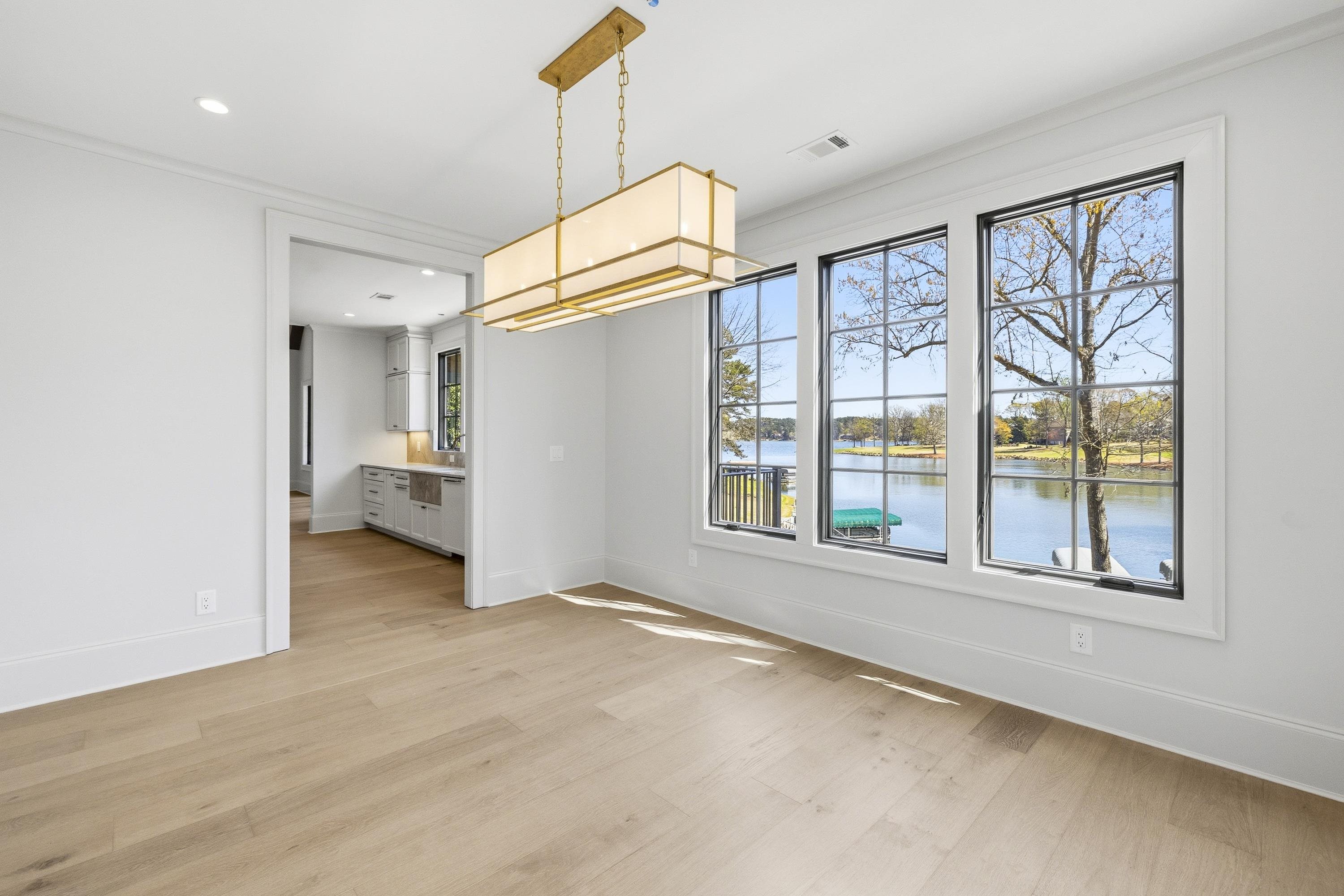 136 Barrington Hall Drive Property Photo 17