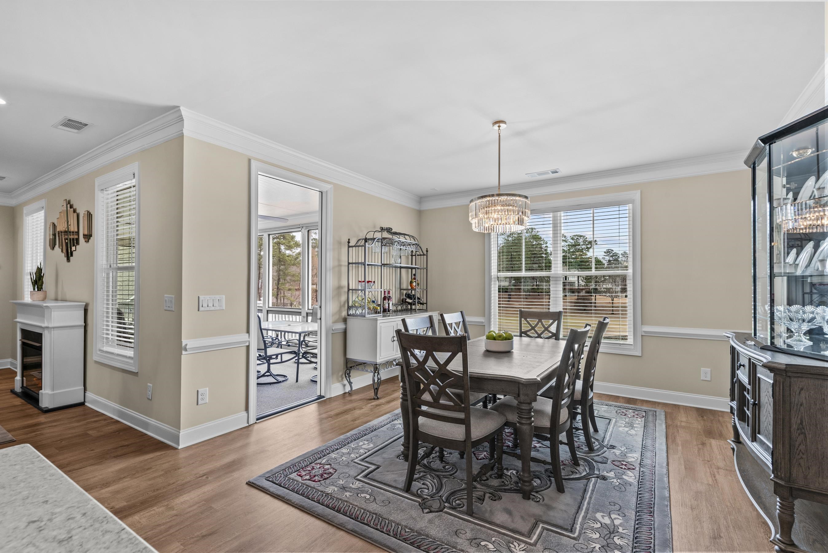 1011 Lofter Place Property Photo 17