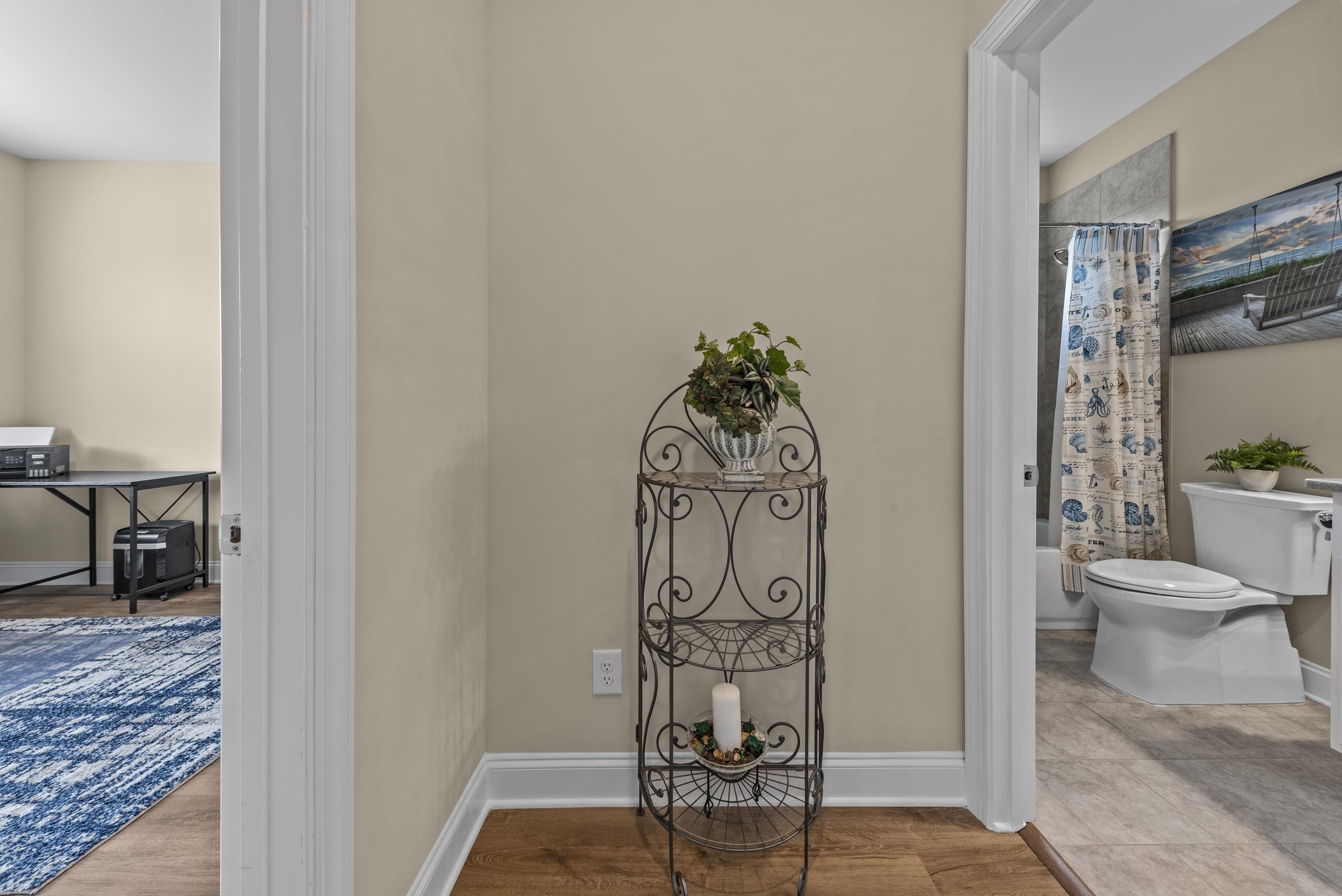 1011 Lofter Place Property Photo 37