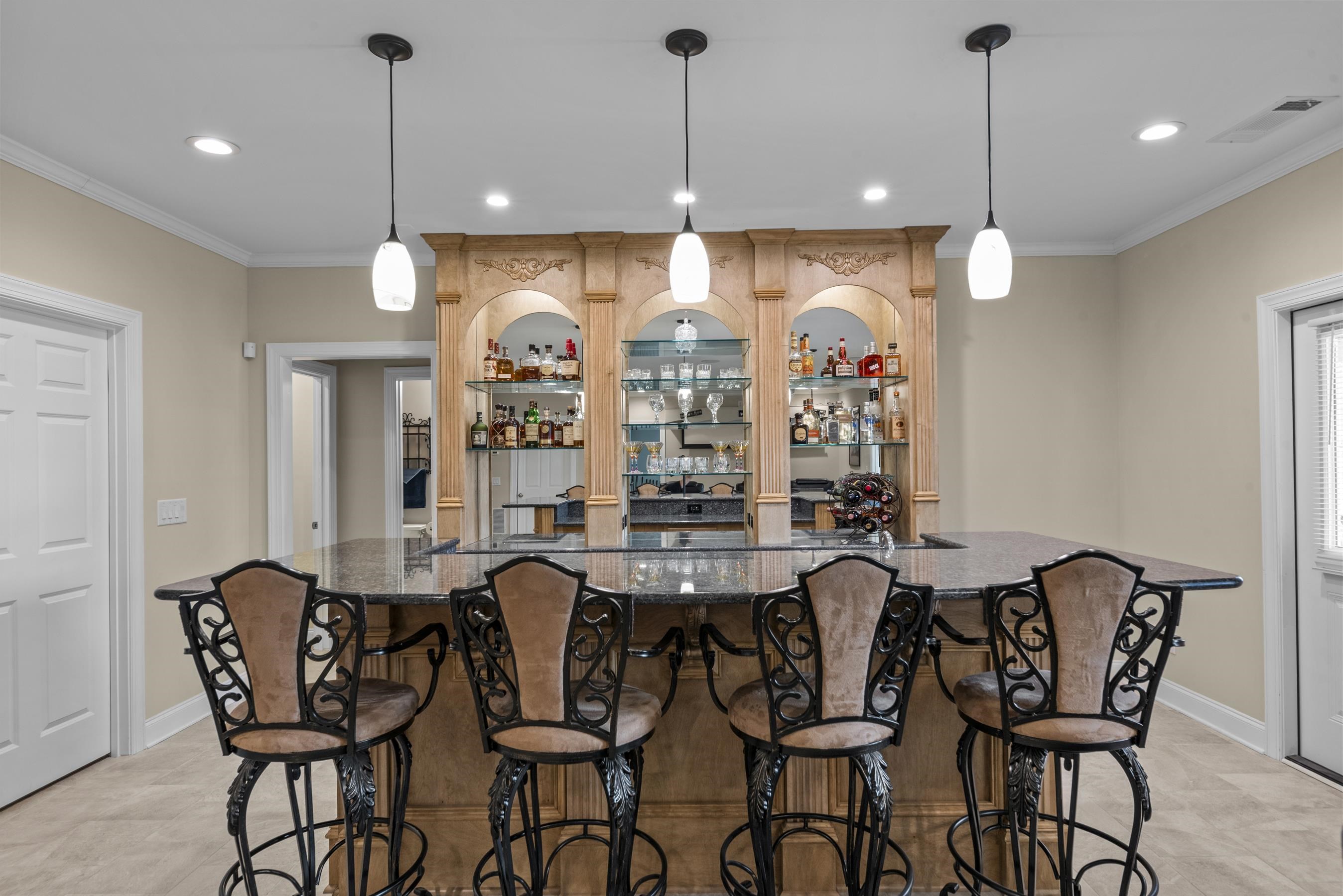 1011 Lofter Place Property Photo 44