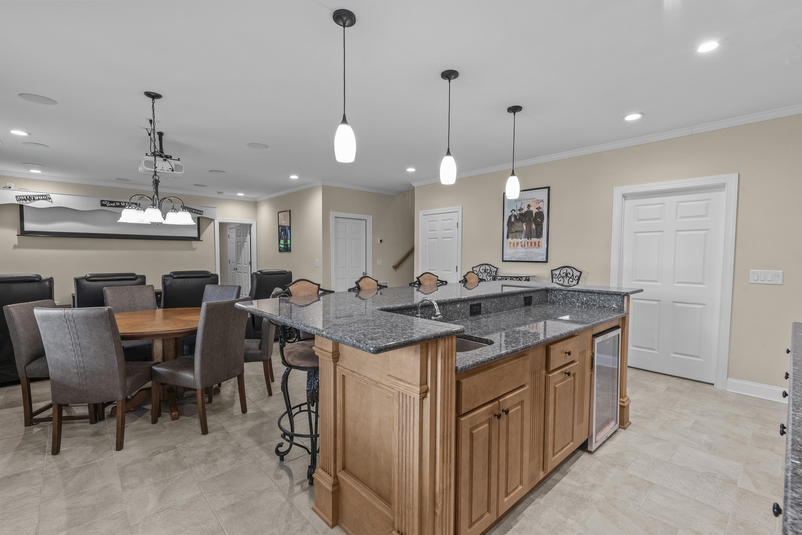 1011 Lofter Place Property Photo 47