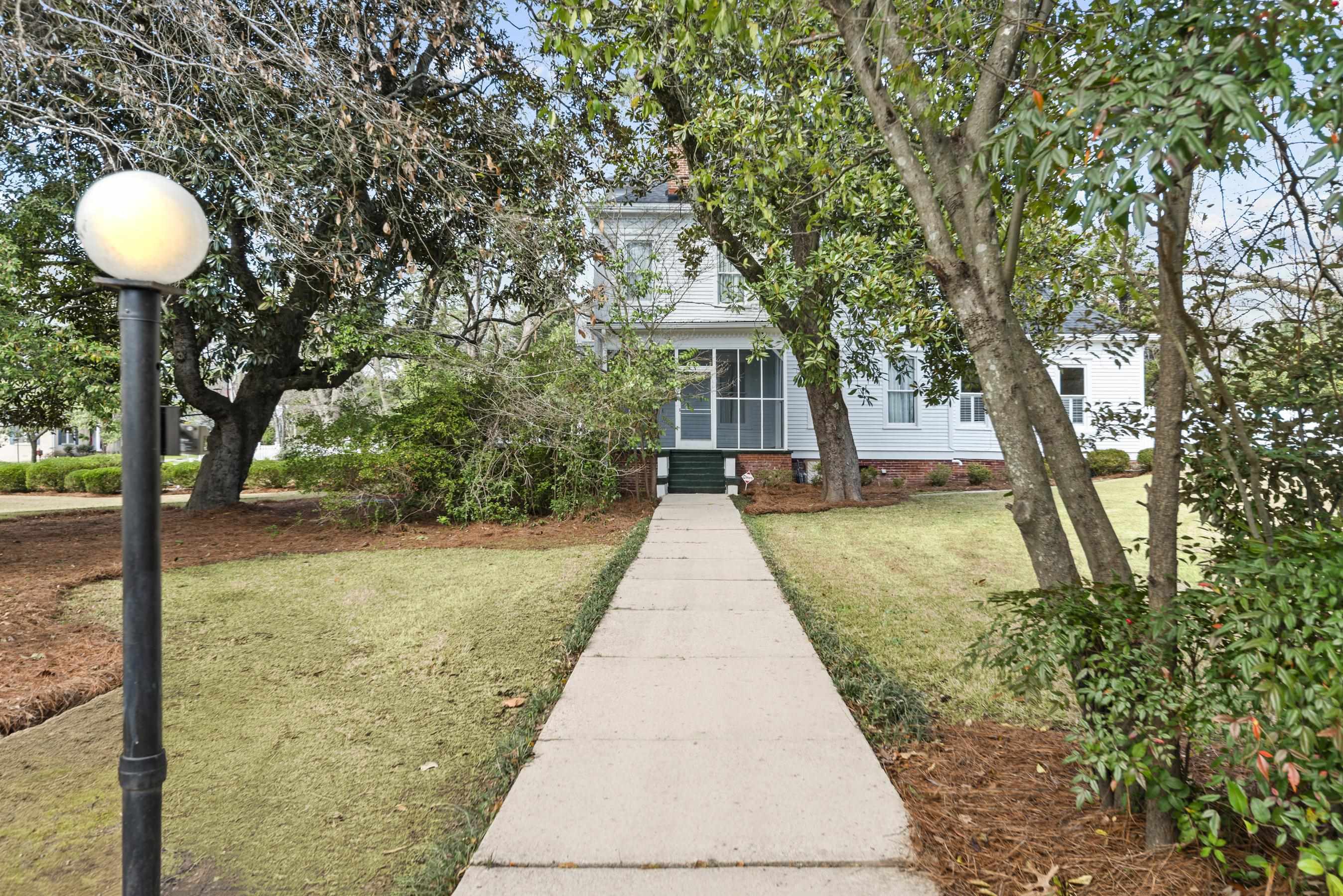 301 N East Street Property Photo 60