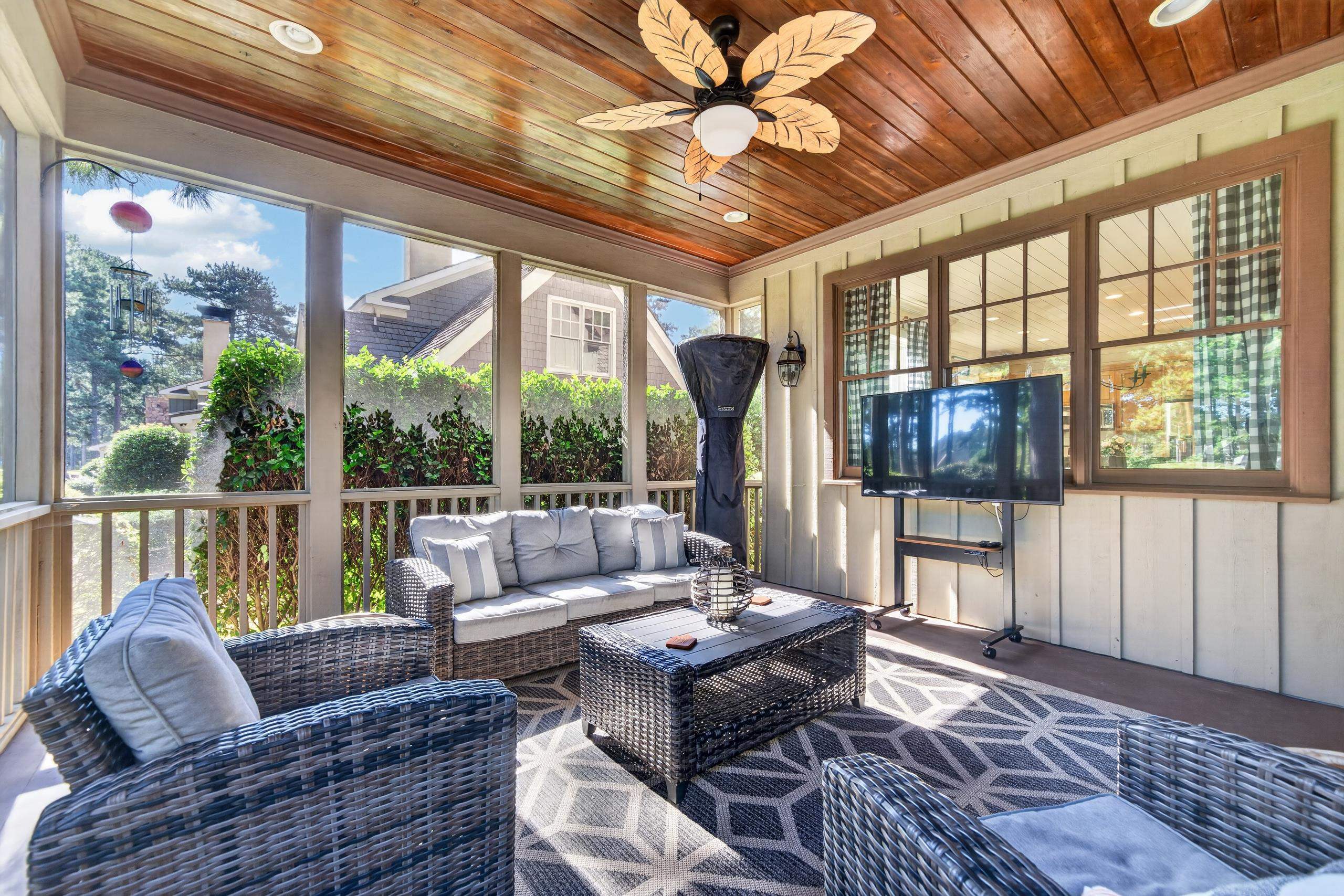 176 Long Leaf Lane Property Photo 49