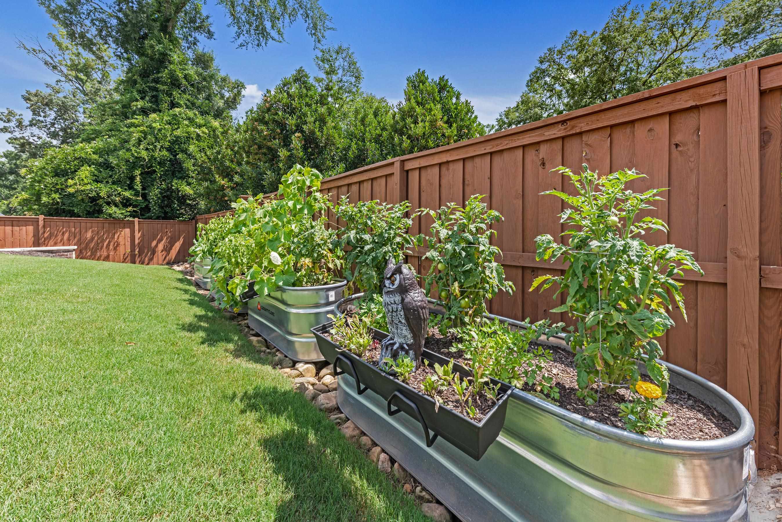 661 Foster Park Ln Property Photo 49