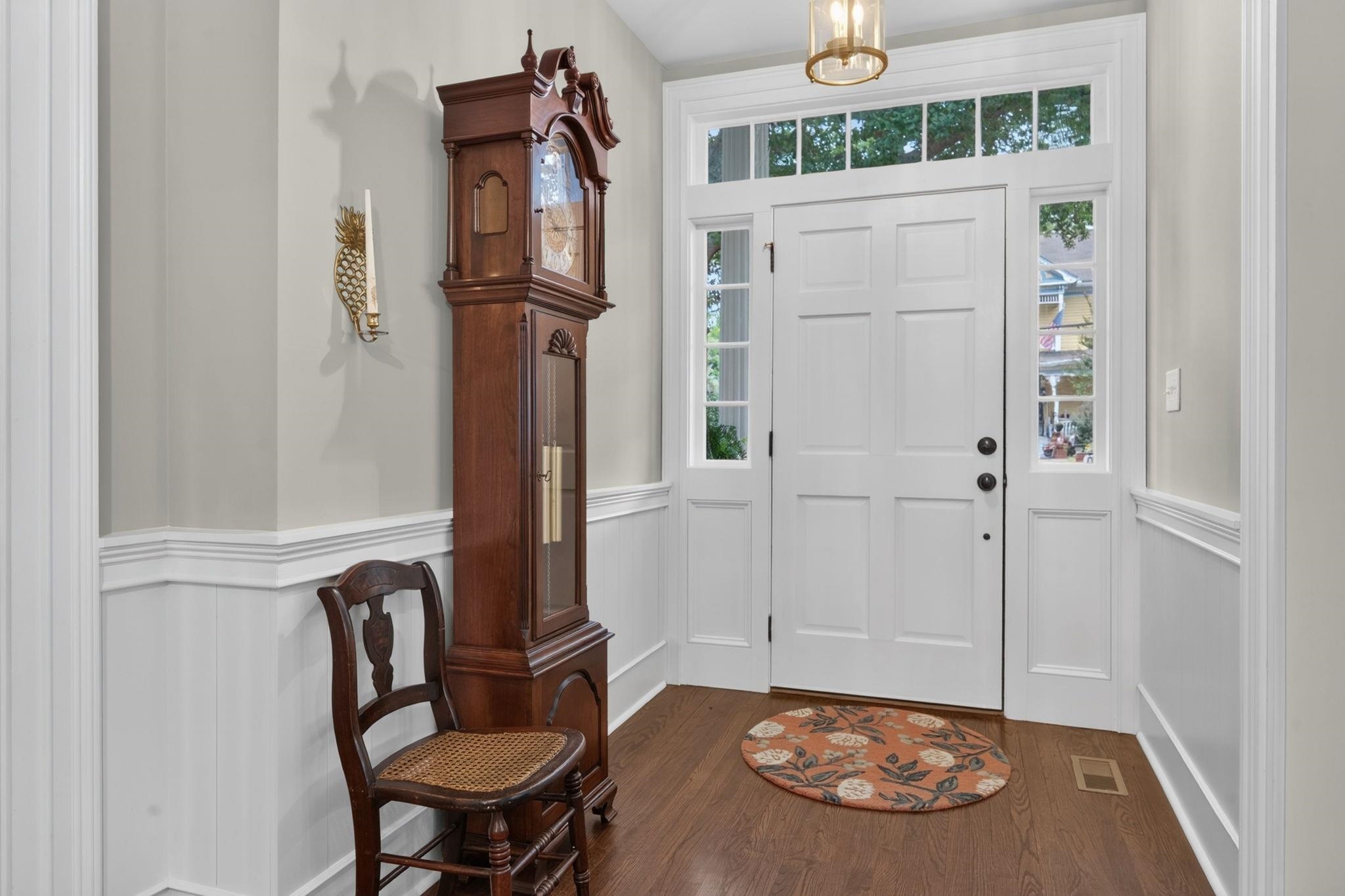 201 N Madison Avenue Property Photo 9