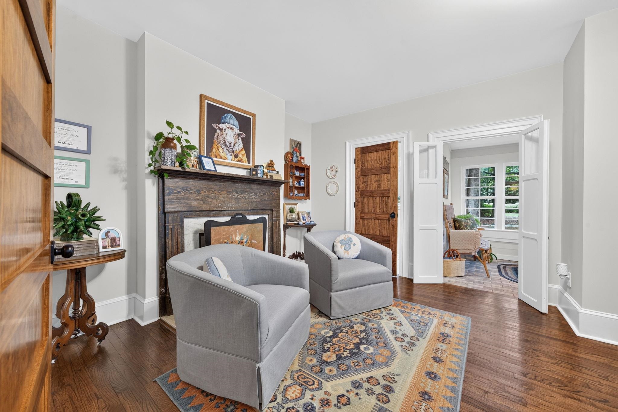 201 N Madison Avenue Property Photo 11