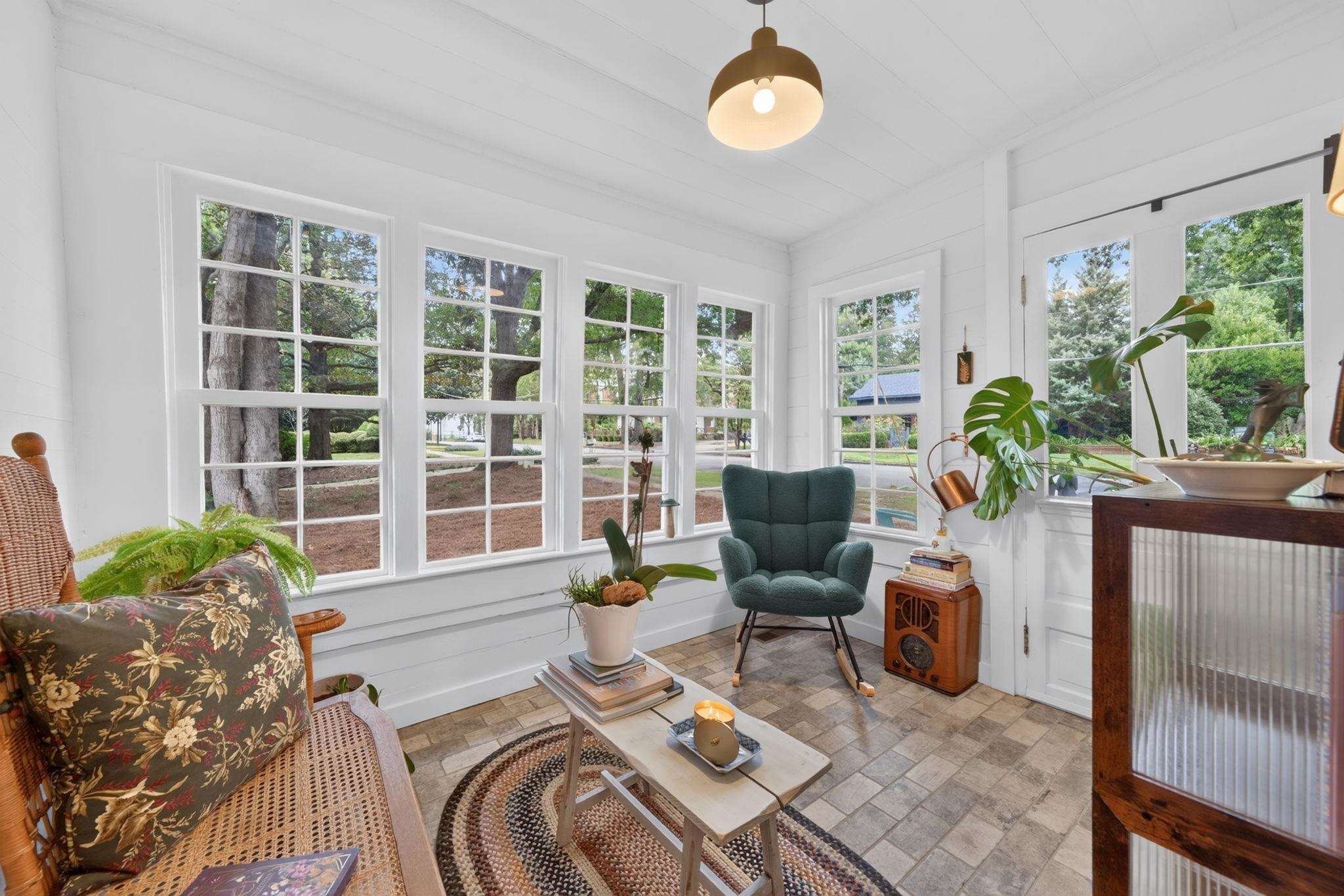 201 N Madison Avenue Property Photo 12