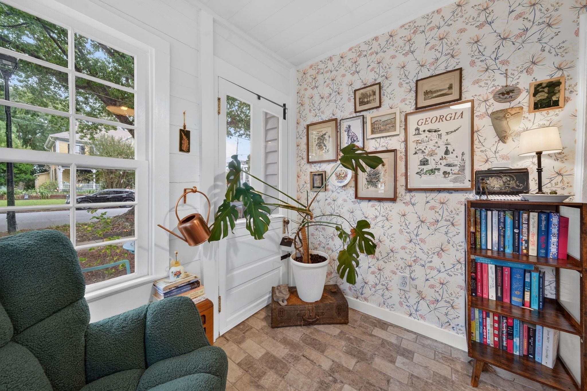 201 N Madison Avenue Property Photo 13
