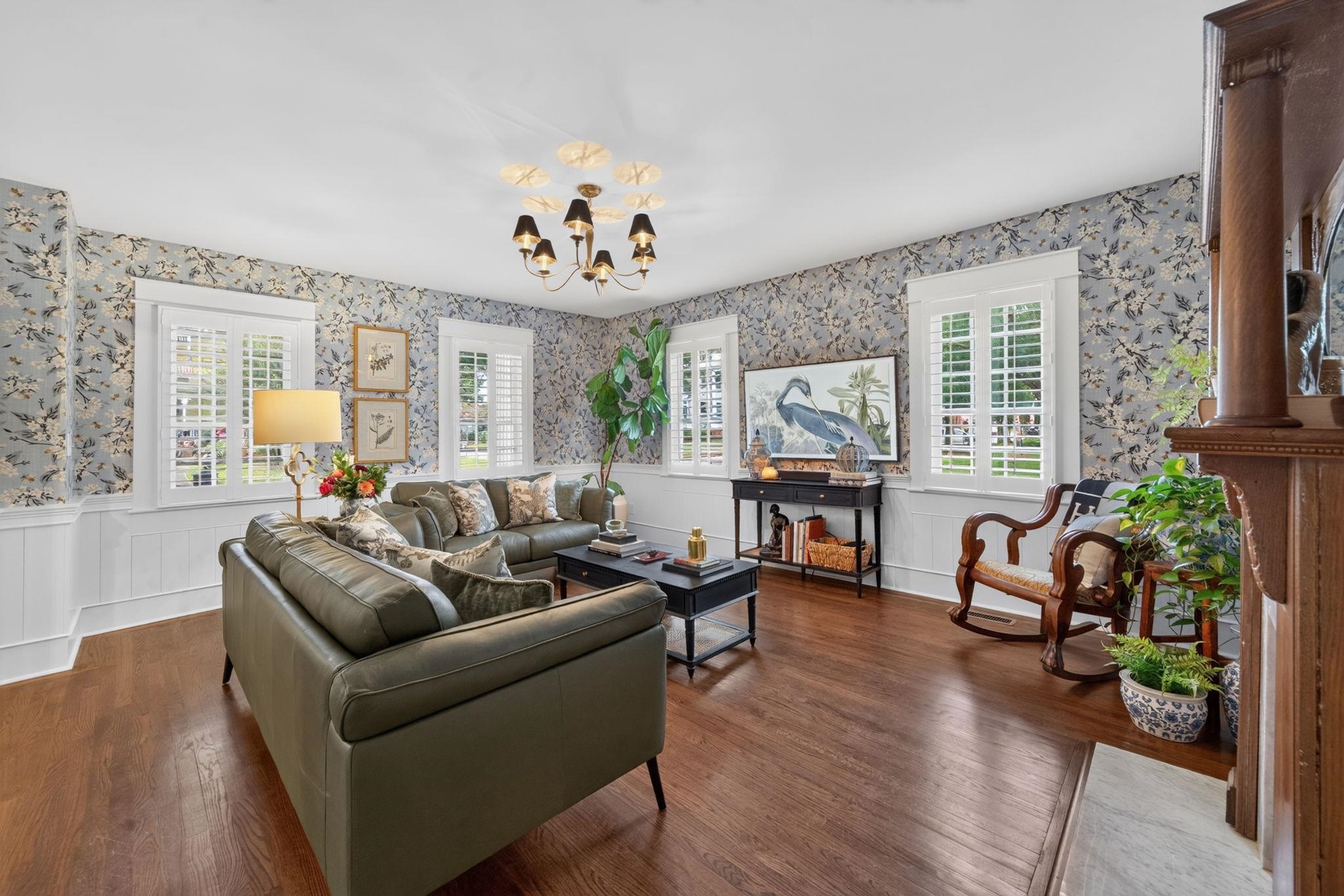 201 N Madison Avenue Property Photo 16