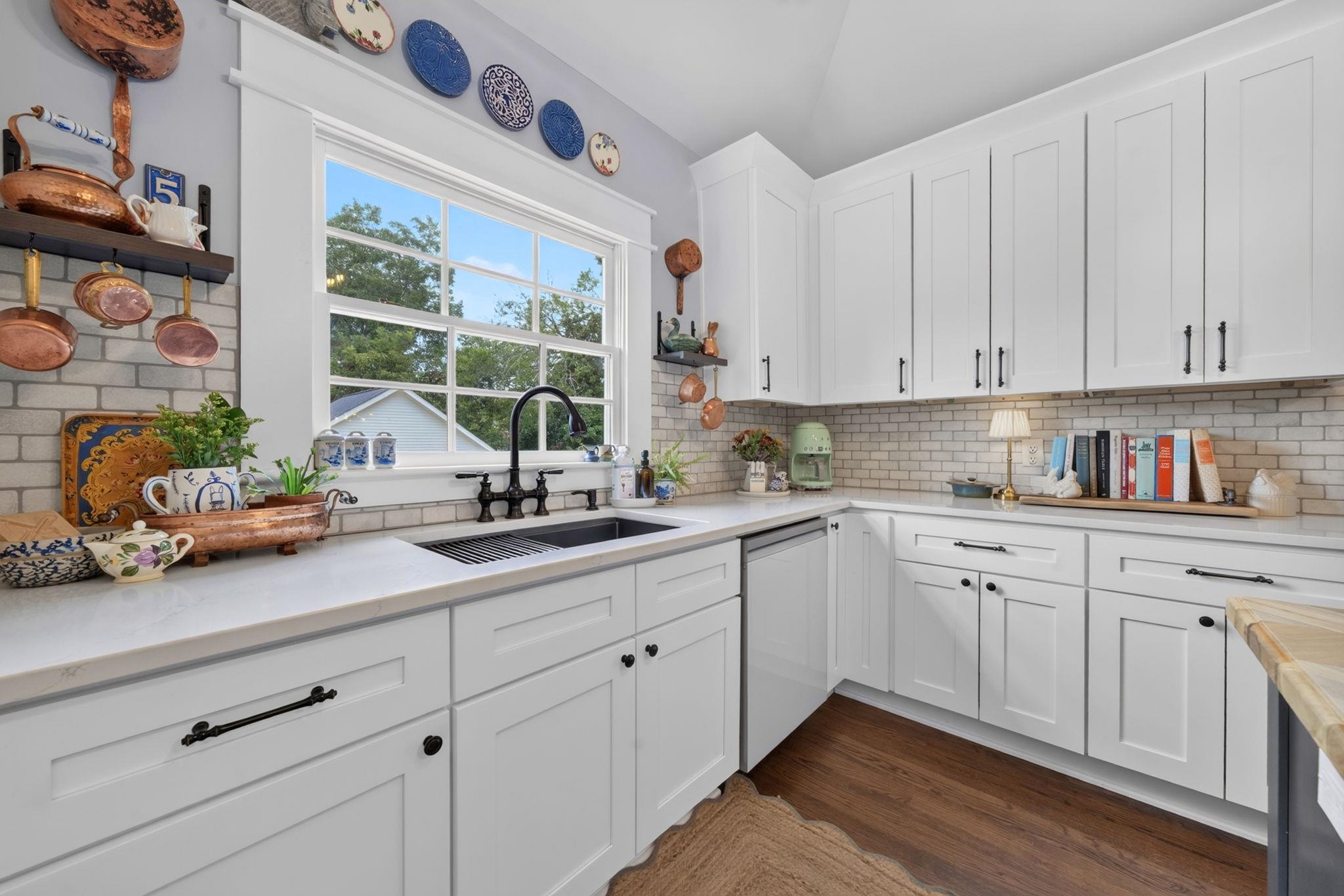 201 N Madison Avenue Property Photo 33