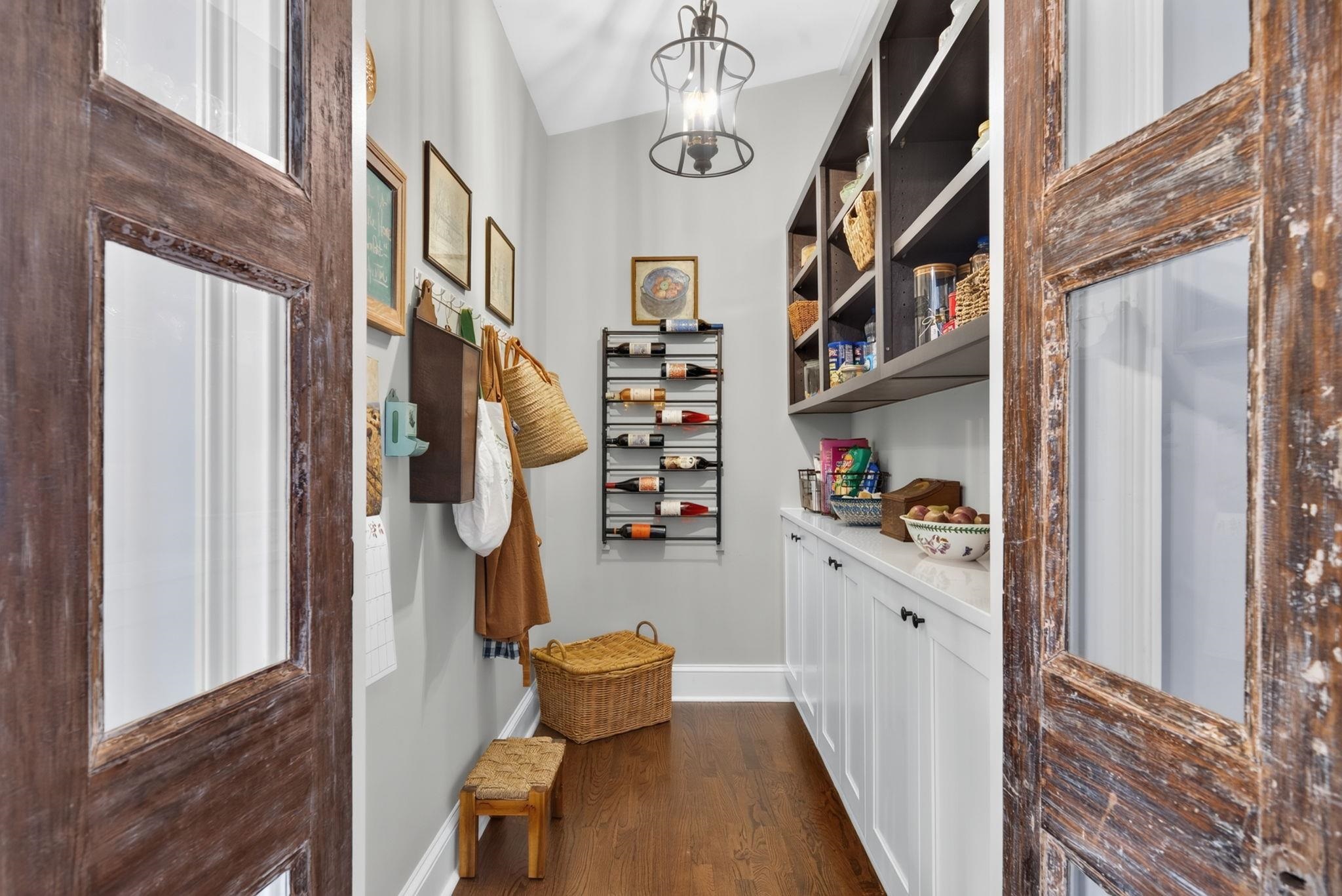 201 N Madison Avenue Property Photo 34