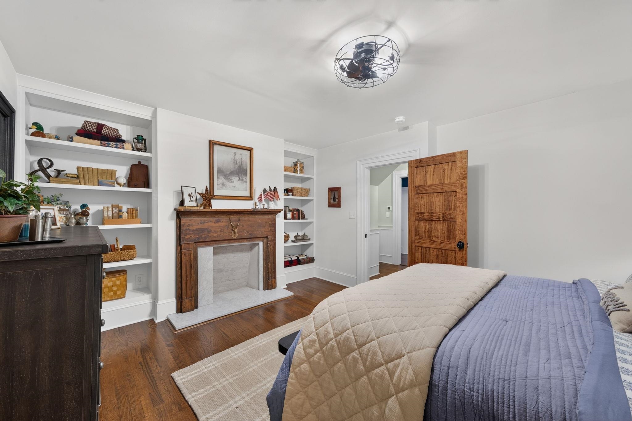201 N Madison Avenue Property Photo 42
