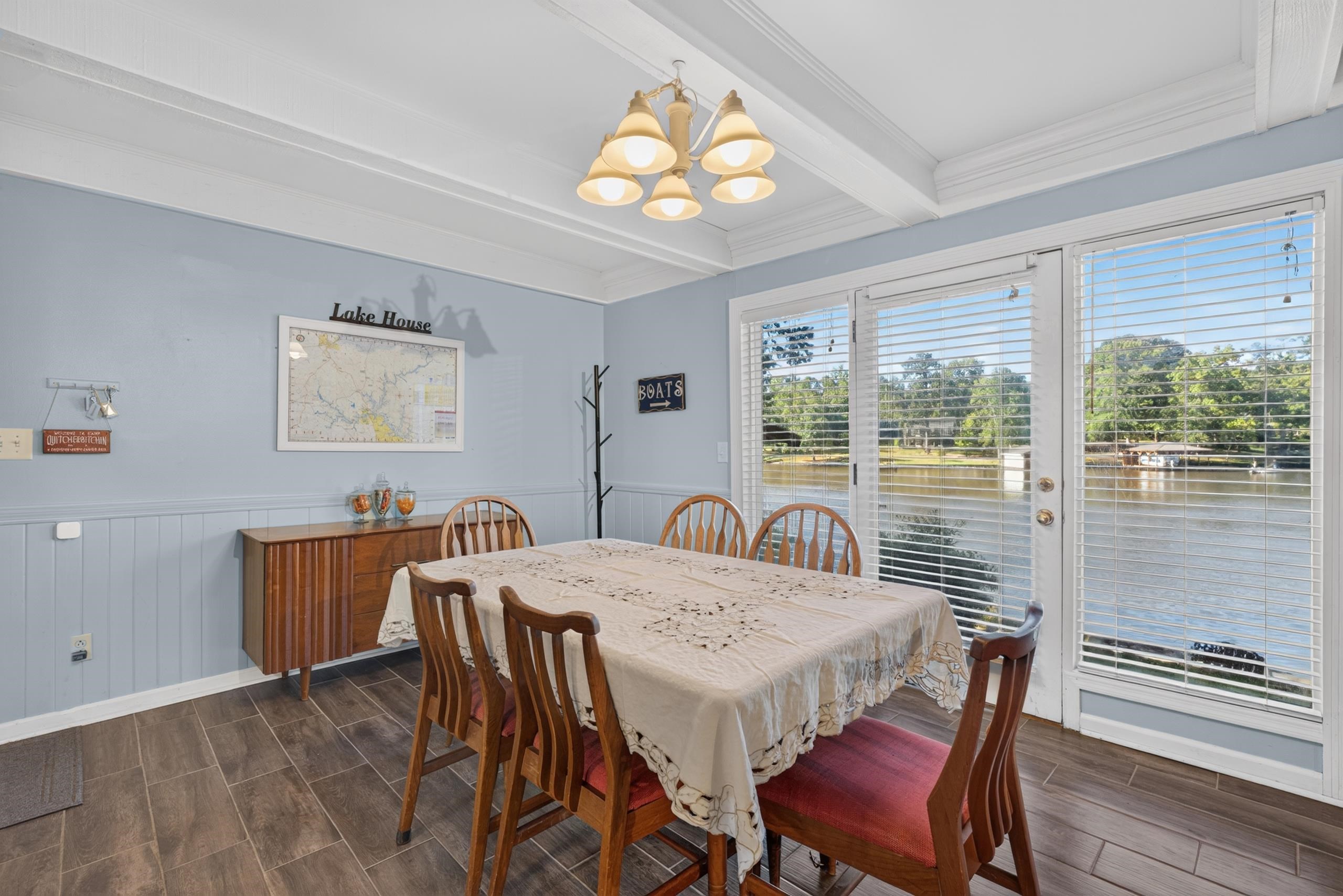 287 Thomas Drive Property Photo 13