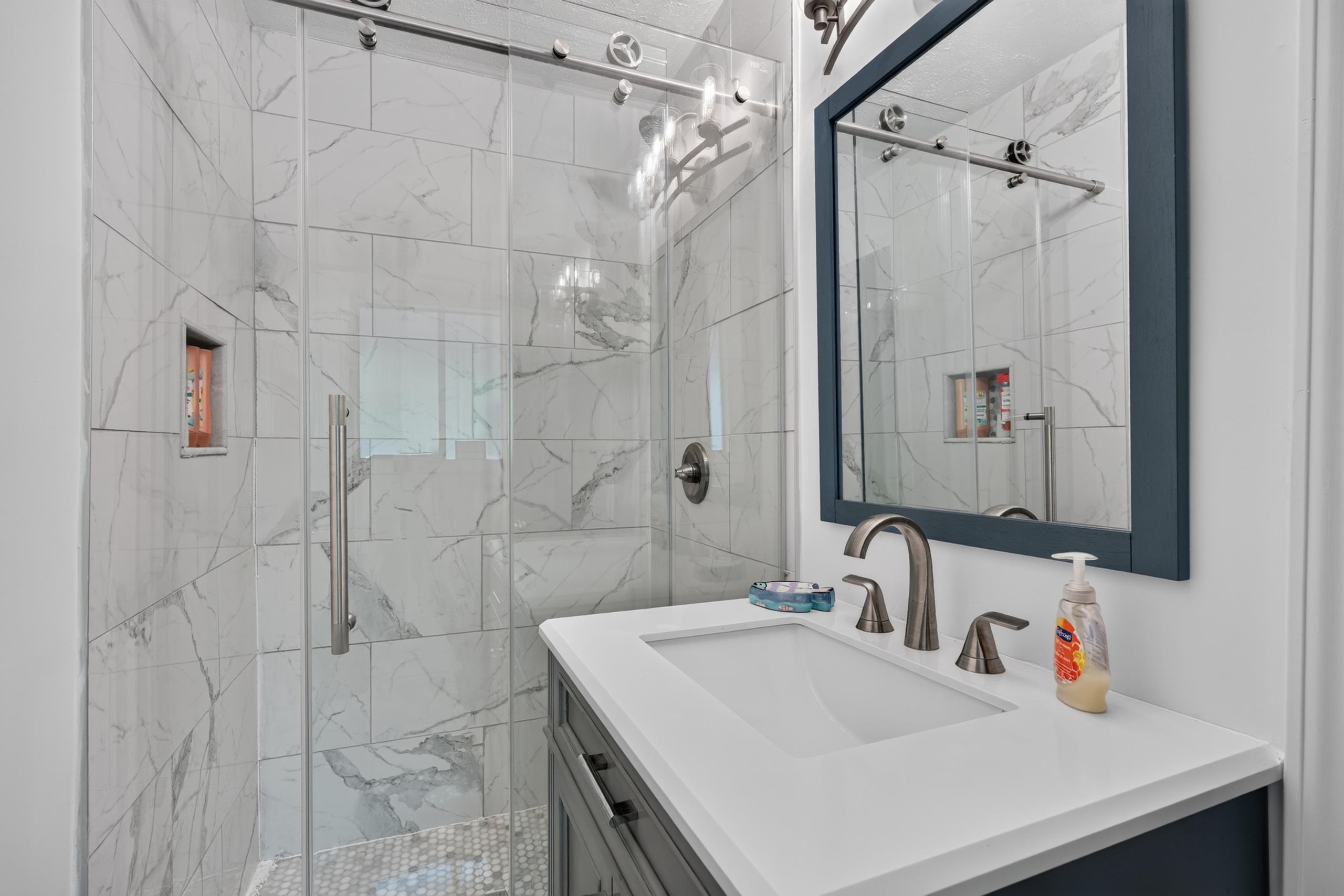 287 Thomas Drive Property Photo 38