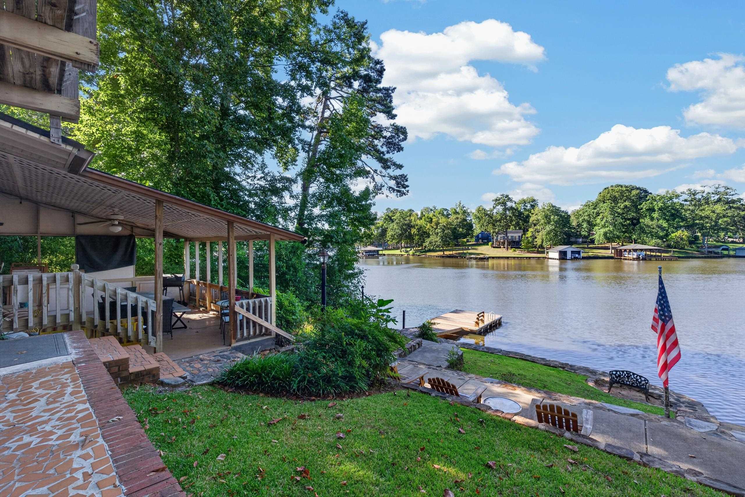 287 Thomas Drive Property Photo 45