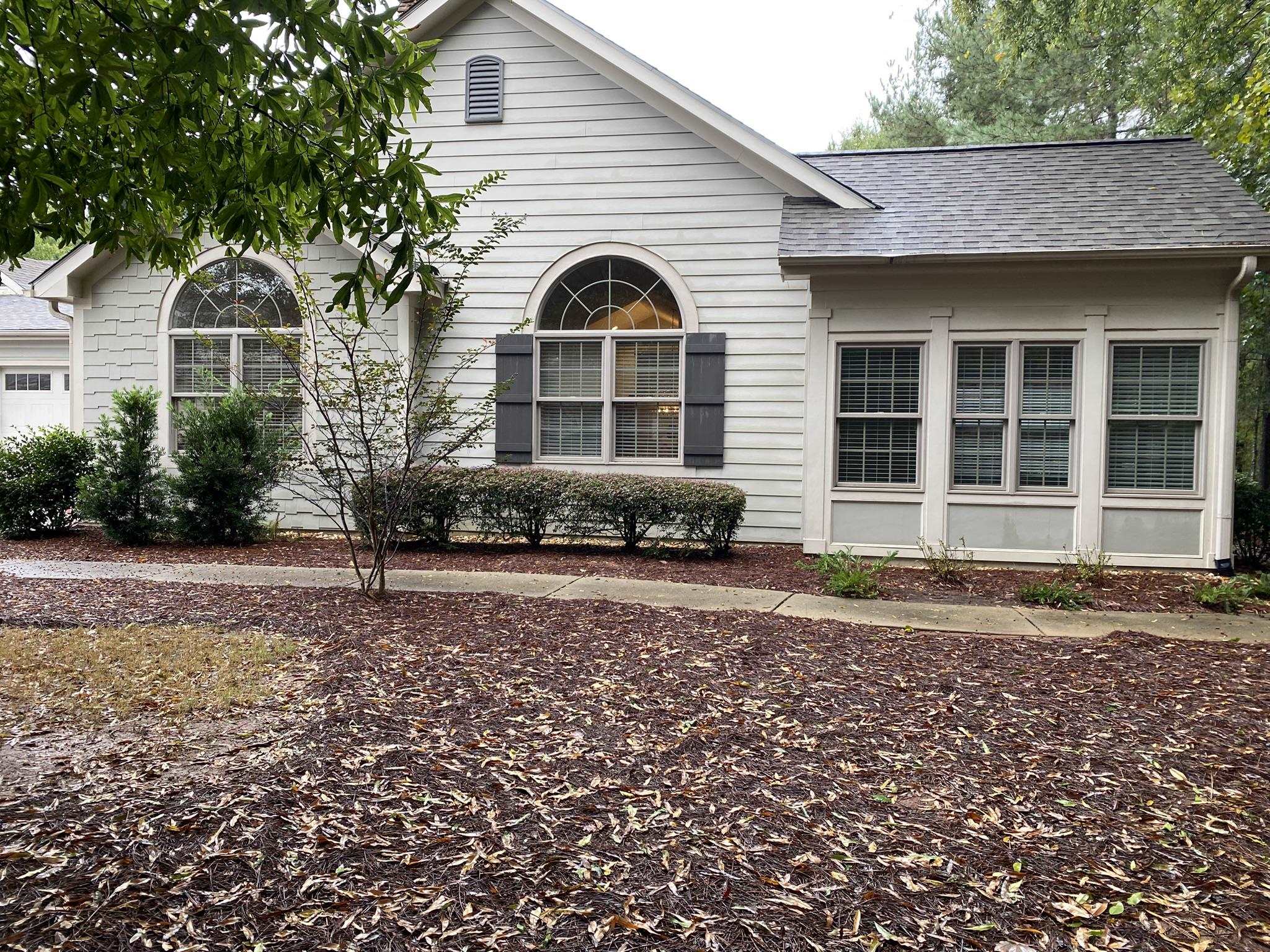 142 Edgewood Court Property Photo 3