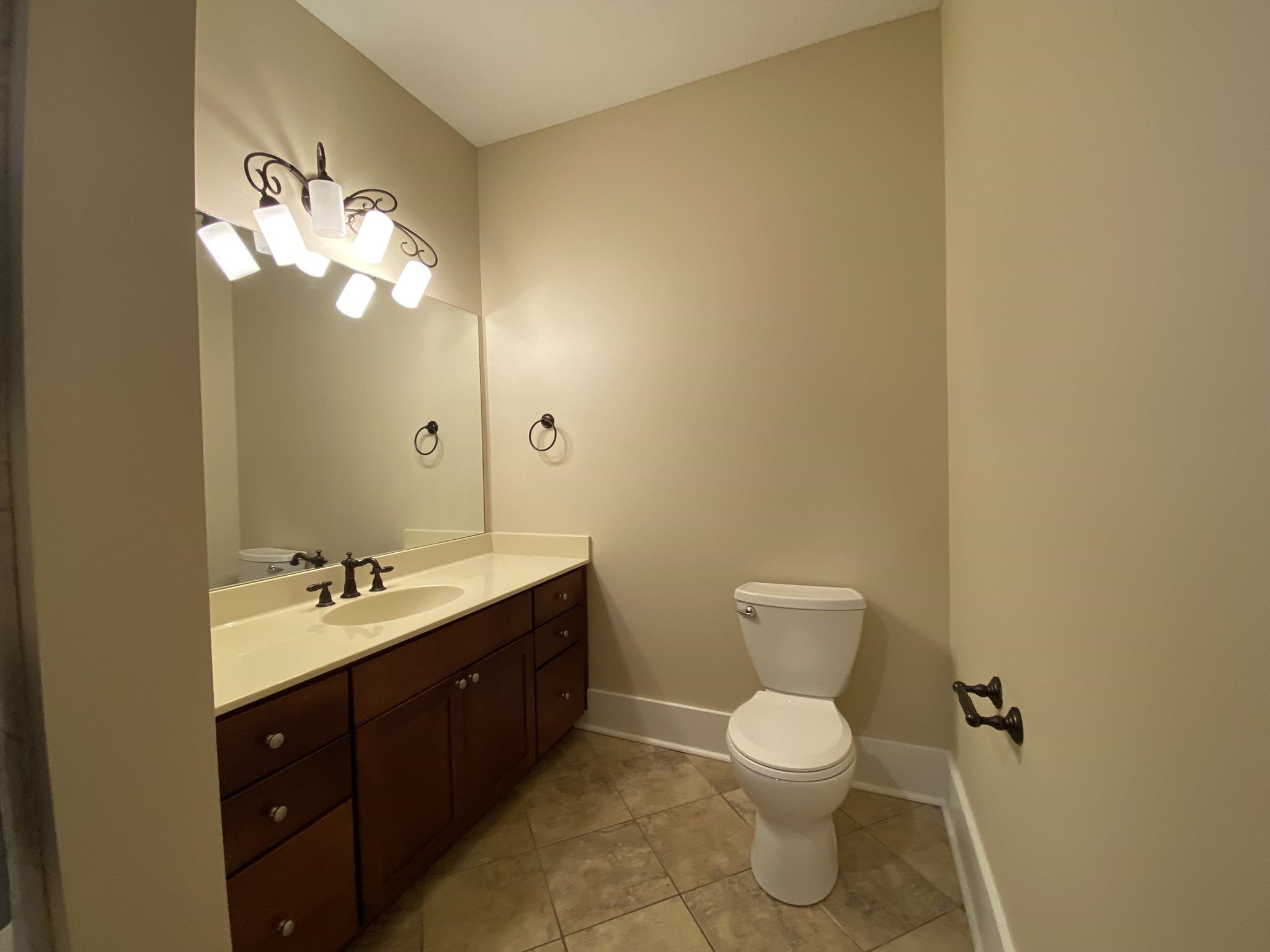 142 Edgewood Court Property Photo 19