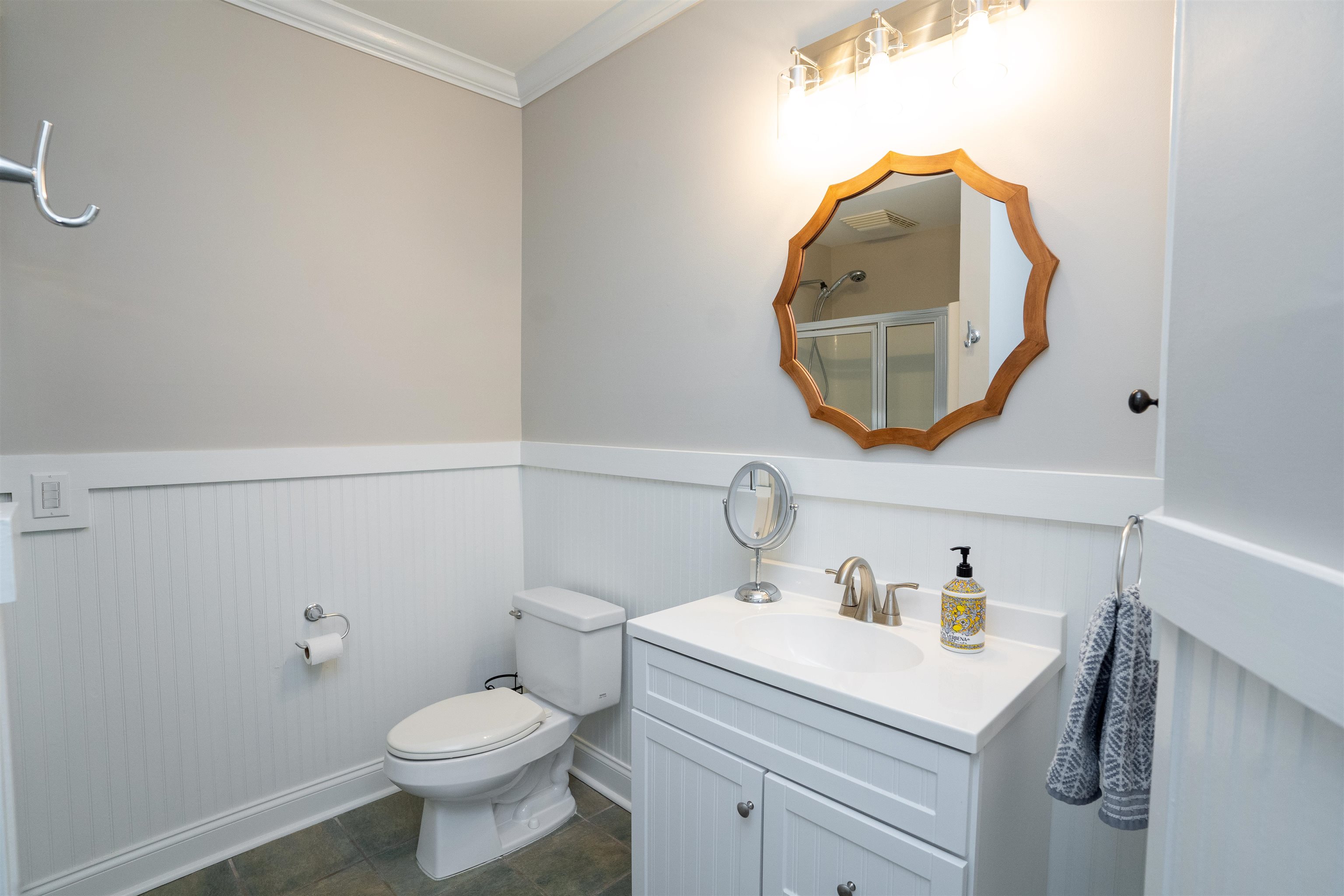 2541 Club Drive Property Photo 40