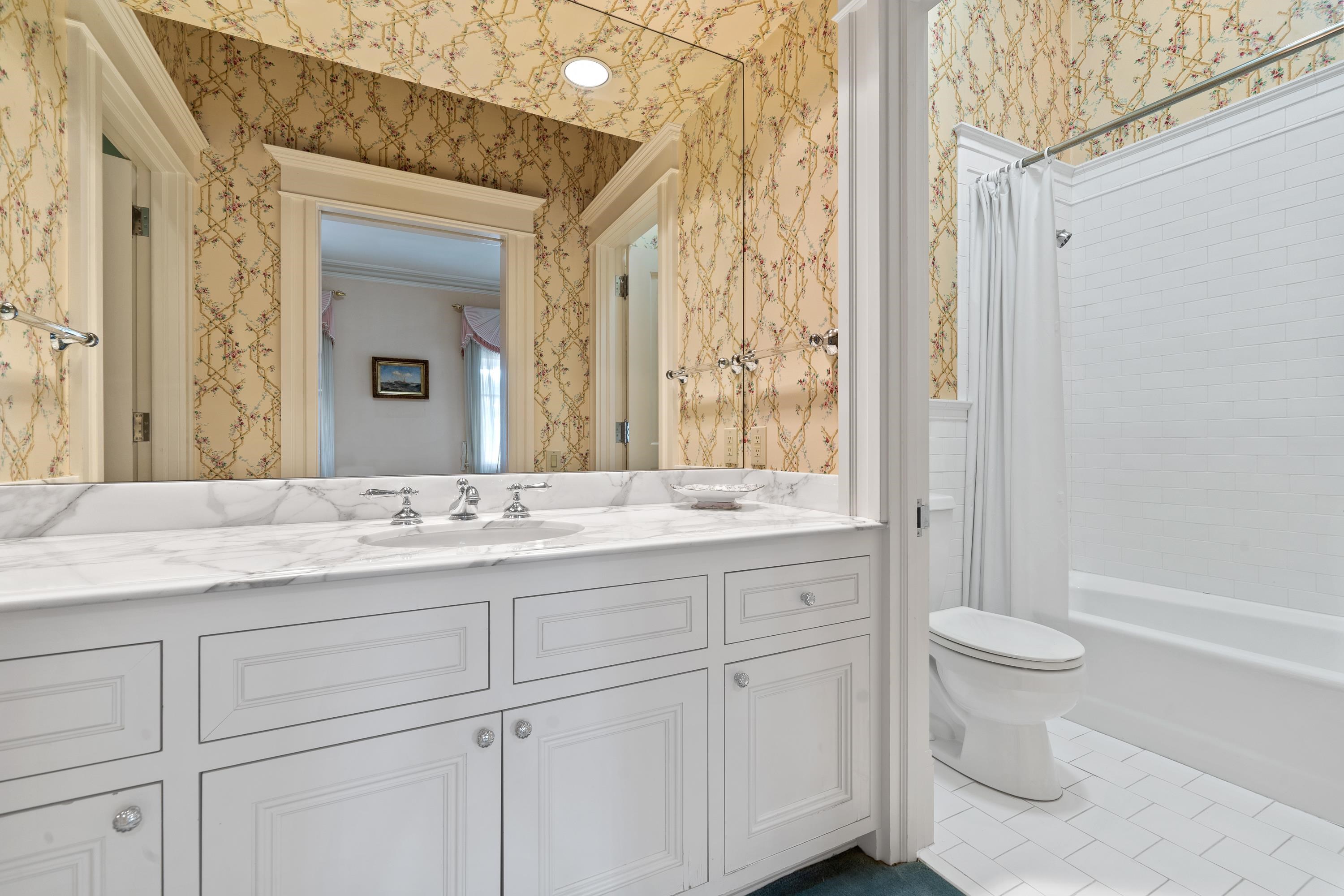 617 Dixie Avenue Property Photo 45