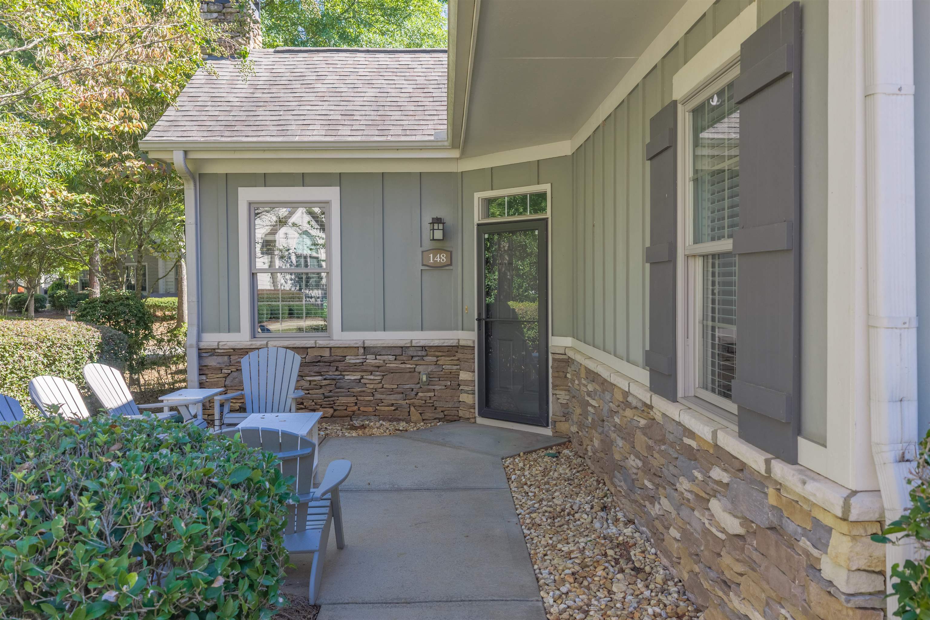 148 Edgewood Court Property Photo 3