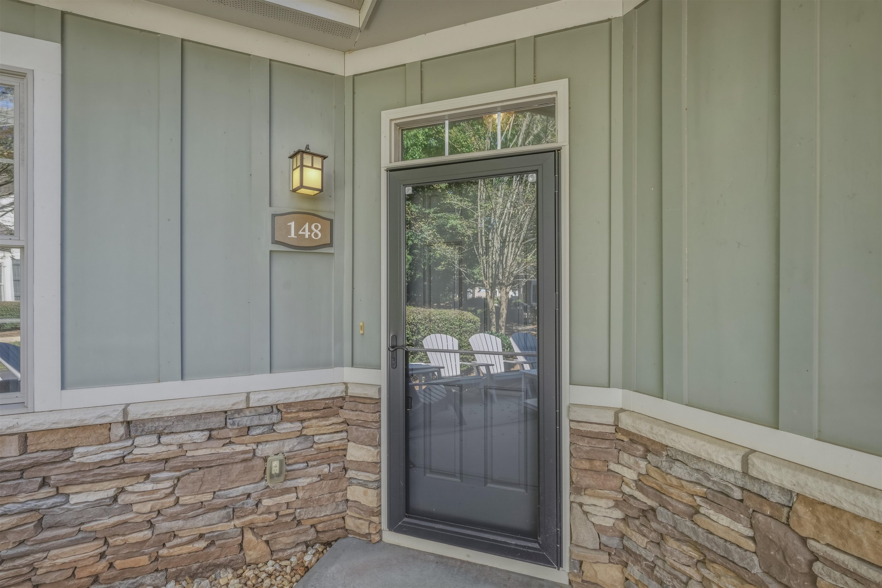 148 Edgewood Court Property Photo 4