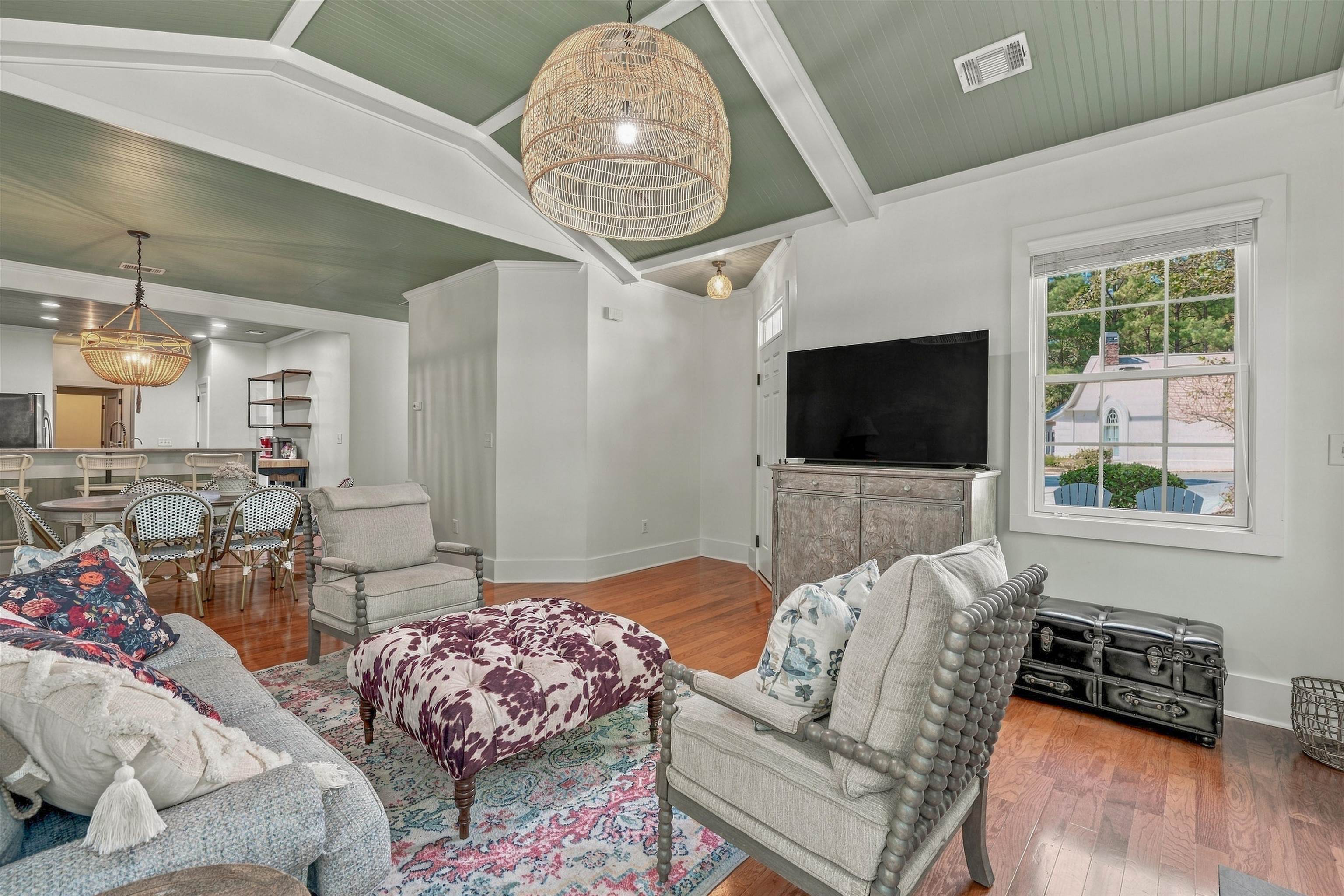 148 Edgewood Court Property Photo 8