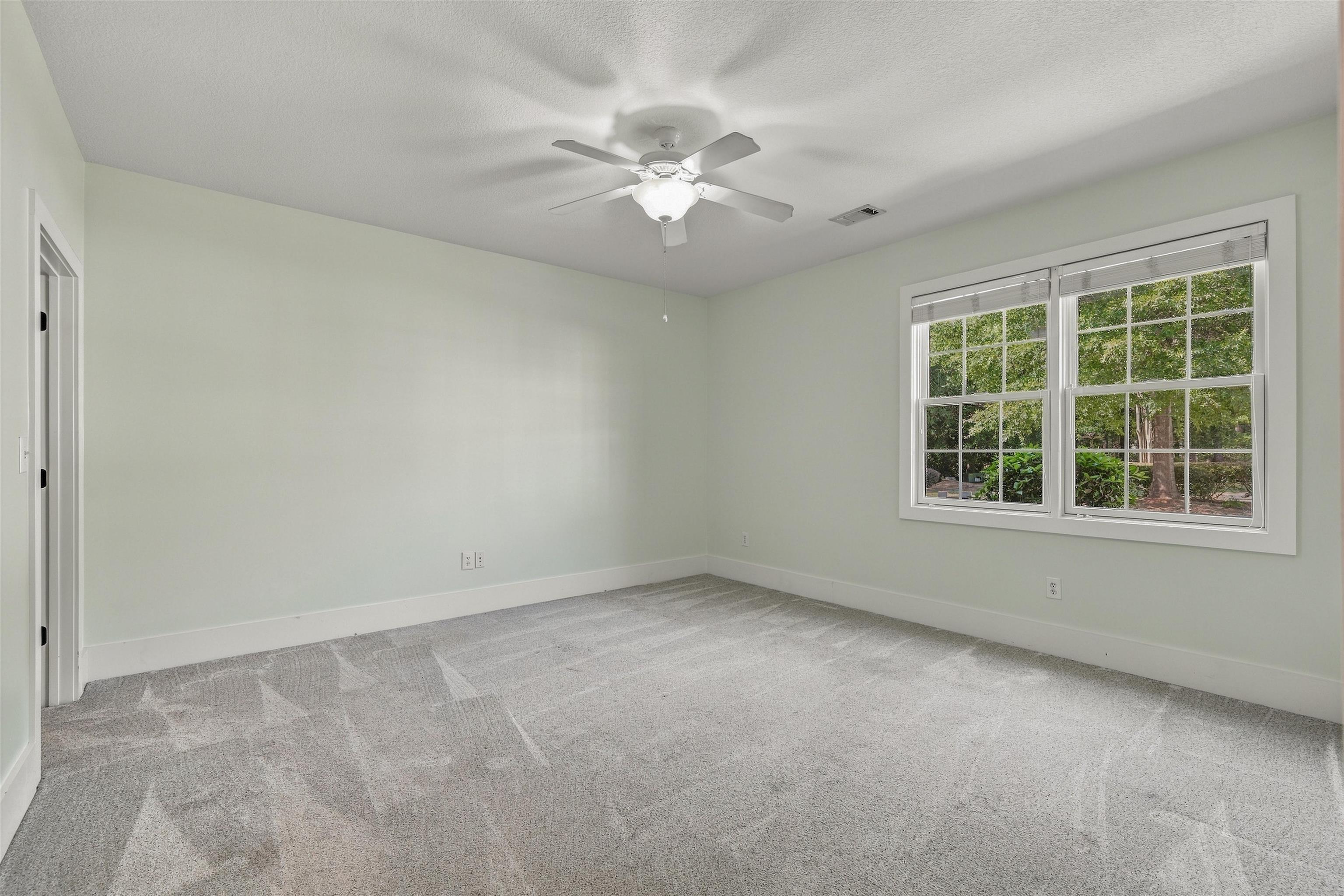 148 Edgewood Court Property Photo 18