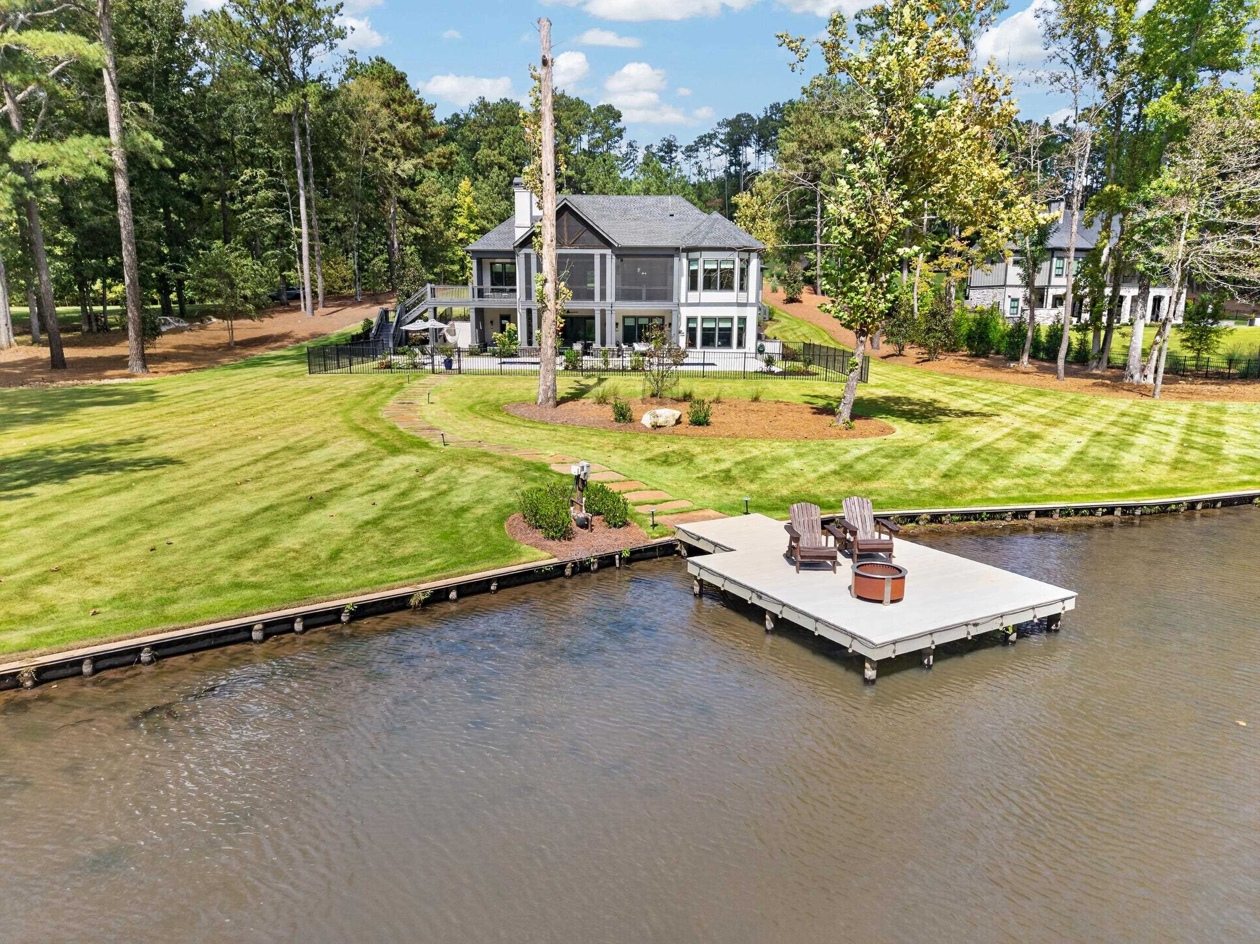 1041 Forrest Highlands Property Photo 8
