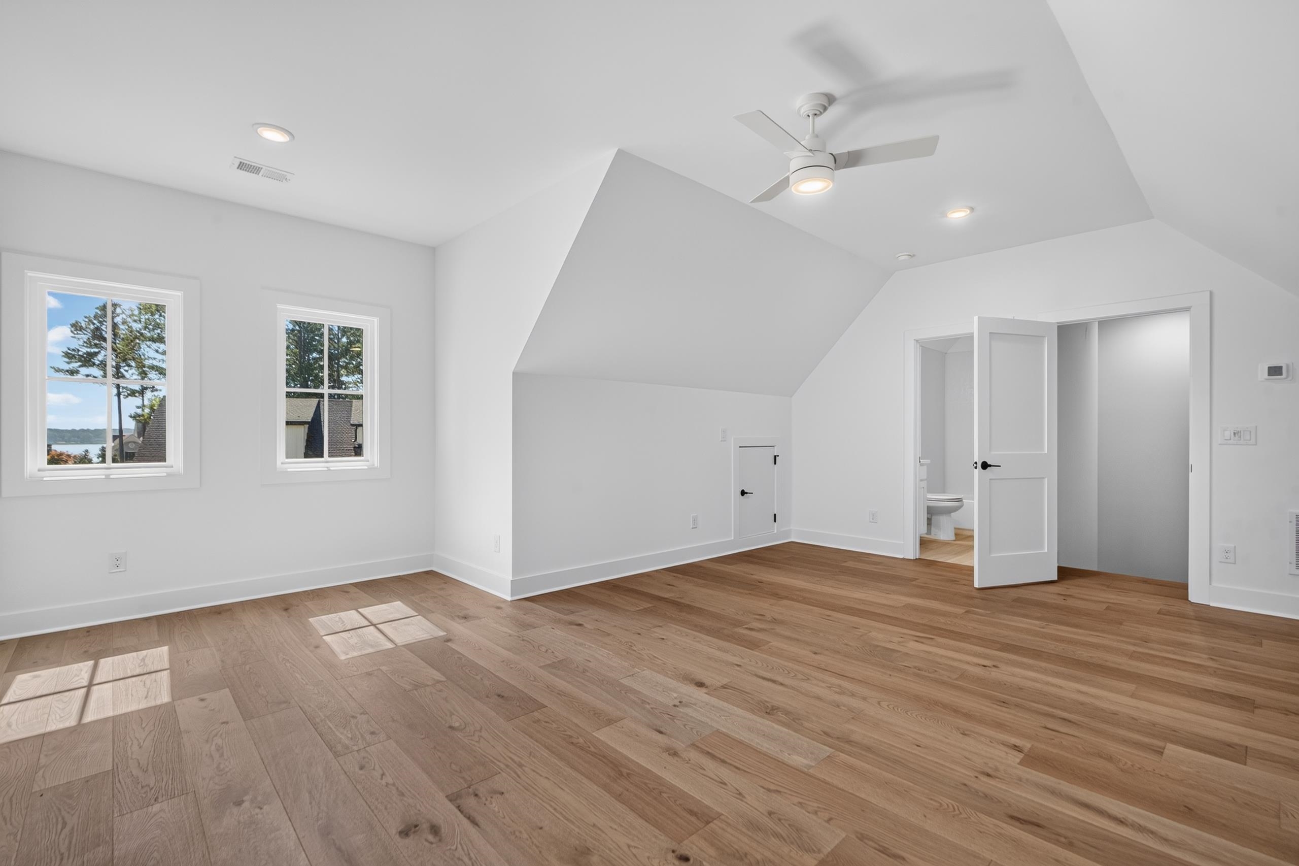 201 Eagles Way Property Photo 21