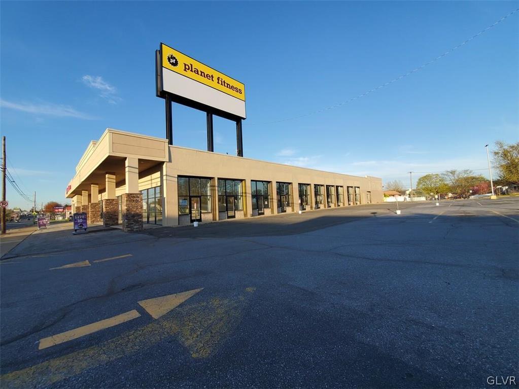 1740 Stefko Boulevard 3 Property Photo 1
