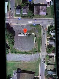 566 West Emaus Avenue Property Photo 2