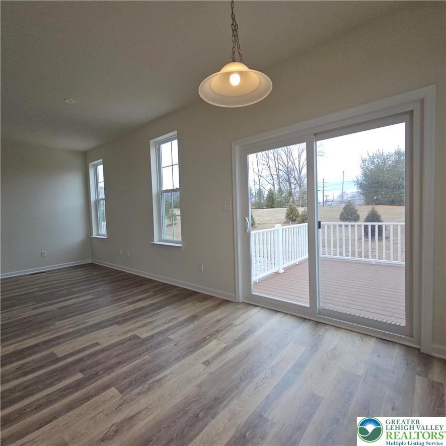 625 Fountain View Circle 10 Property Photo 10