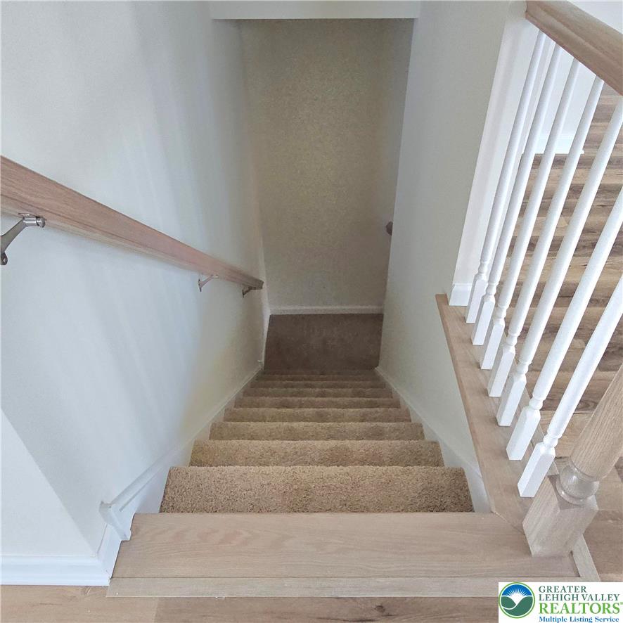 625 Fountain View Circle 10 Property Photo 11