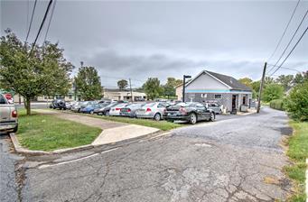 1217 Stefko Boulevard Property Photo 3