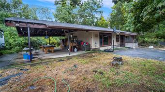 898 Browntown Road Property Photo