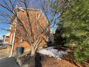 162 South Union Street Property Photo 5