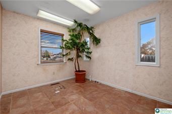 1620 Easton Ave Property Photo 16