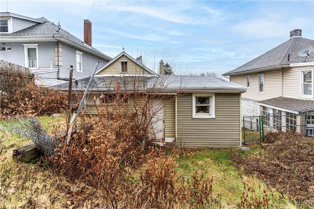 1330 East 6th Street Property Photo 14