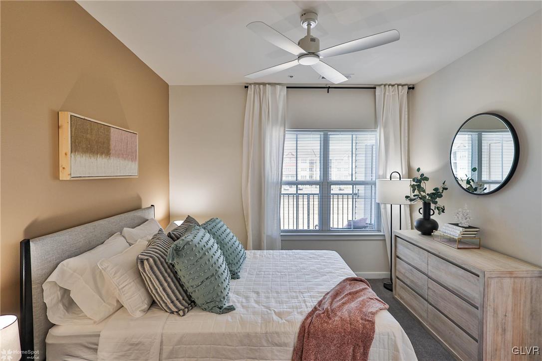 100 Aviv Street Property Photo 36
