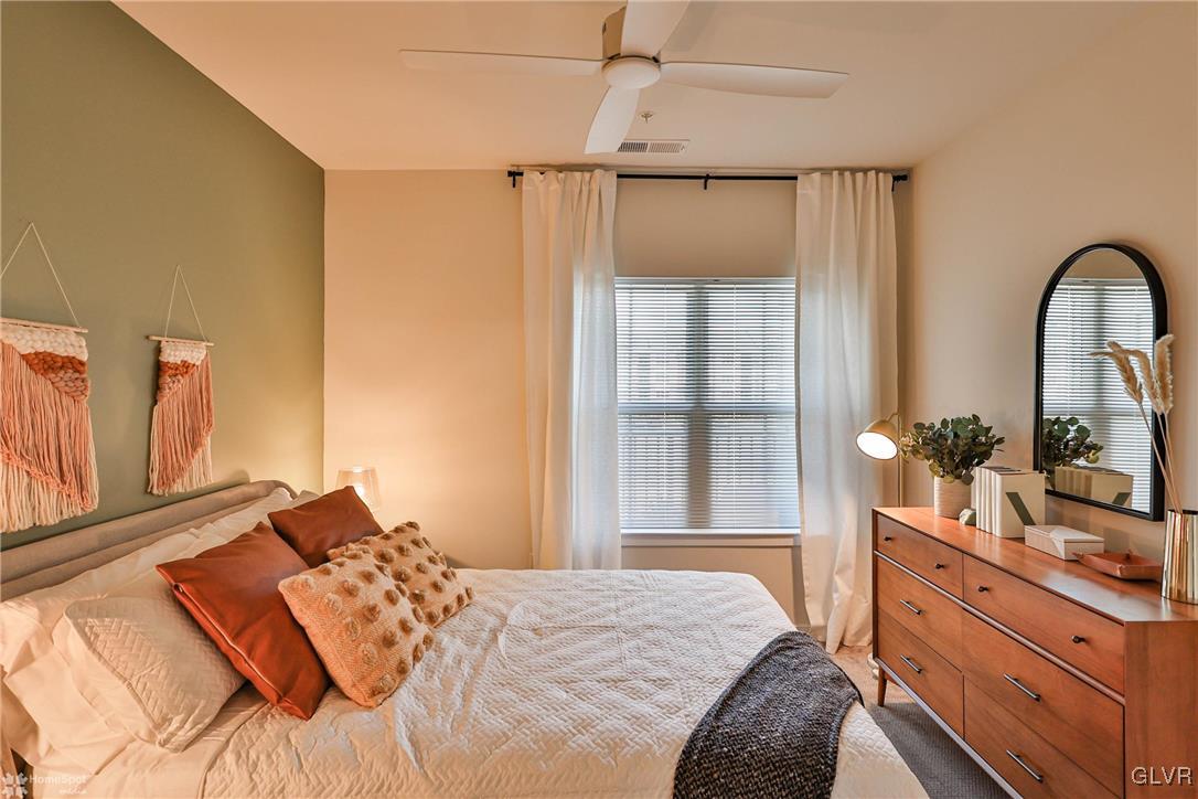 100 Aviv Street Property Photo 45