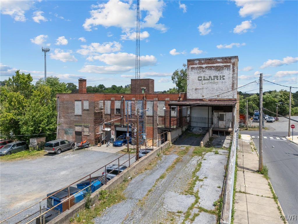 365 Whitehall Street Property Photo 1