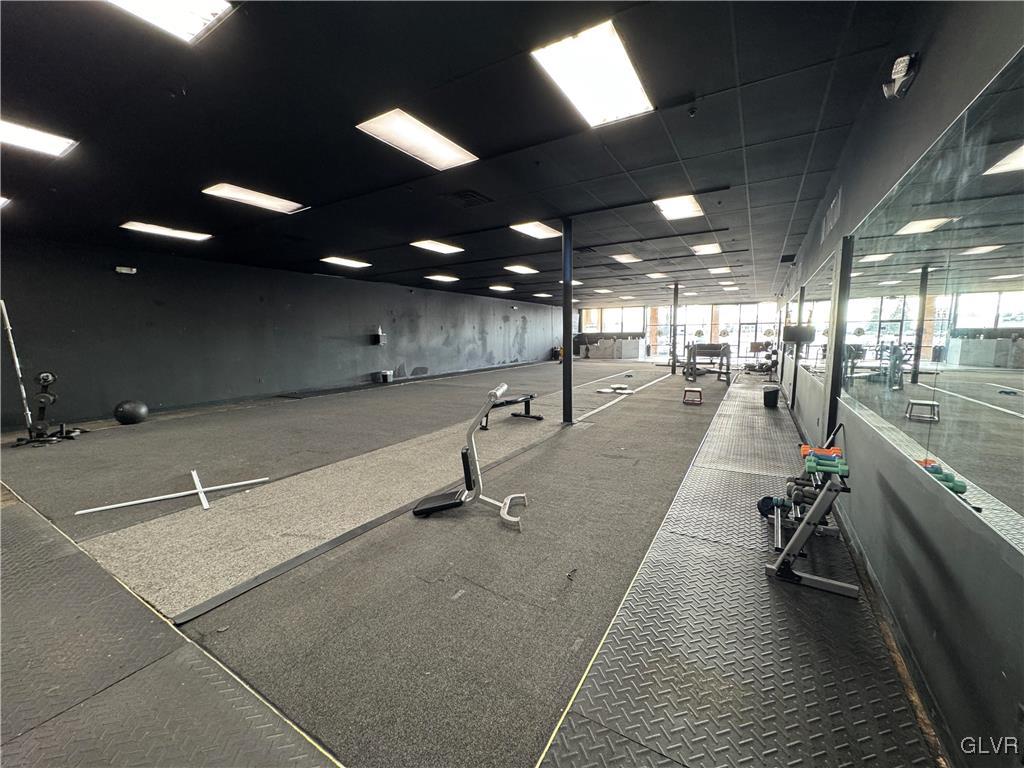 1231 Airport Road 4900sf Property Photo 4