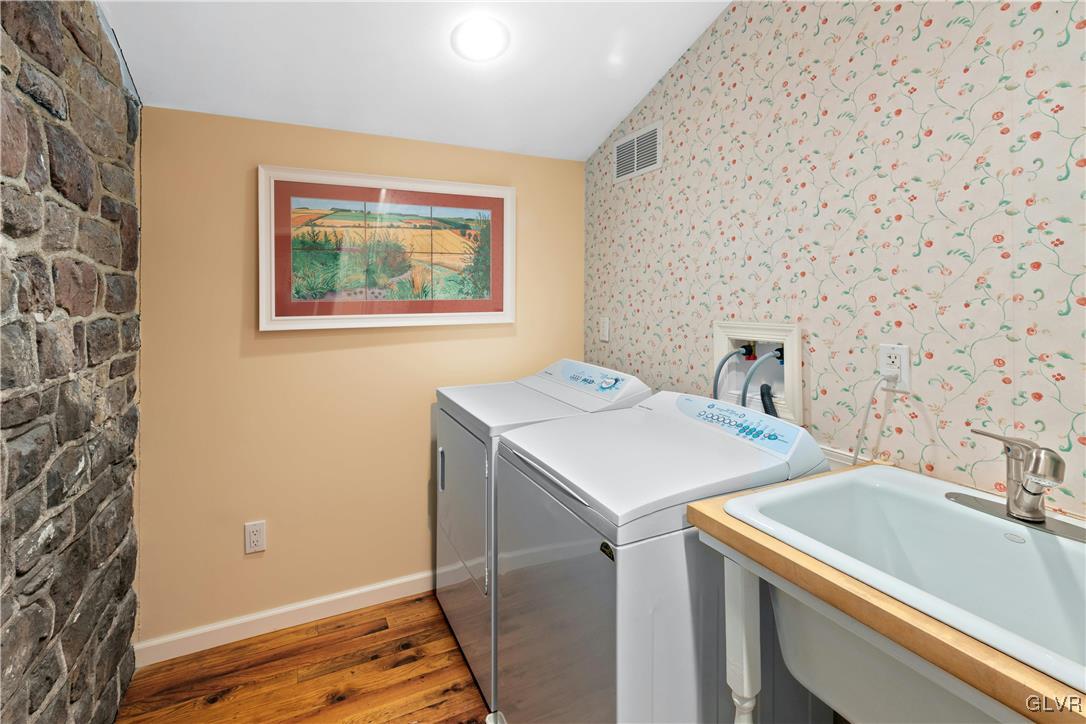 2332 Kunsman Road Property Photo 24